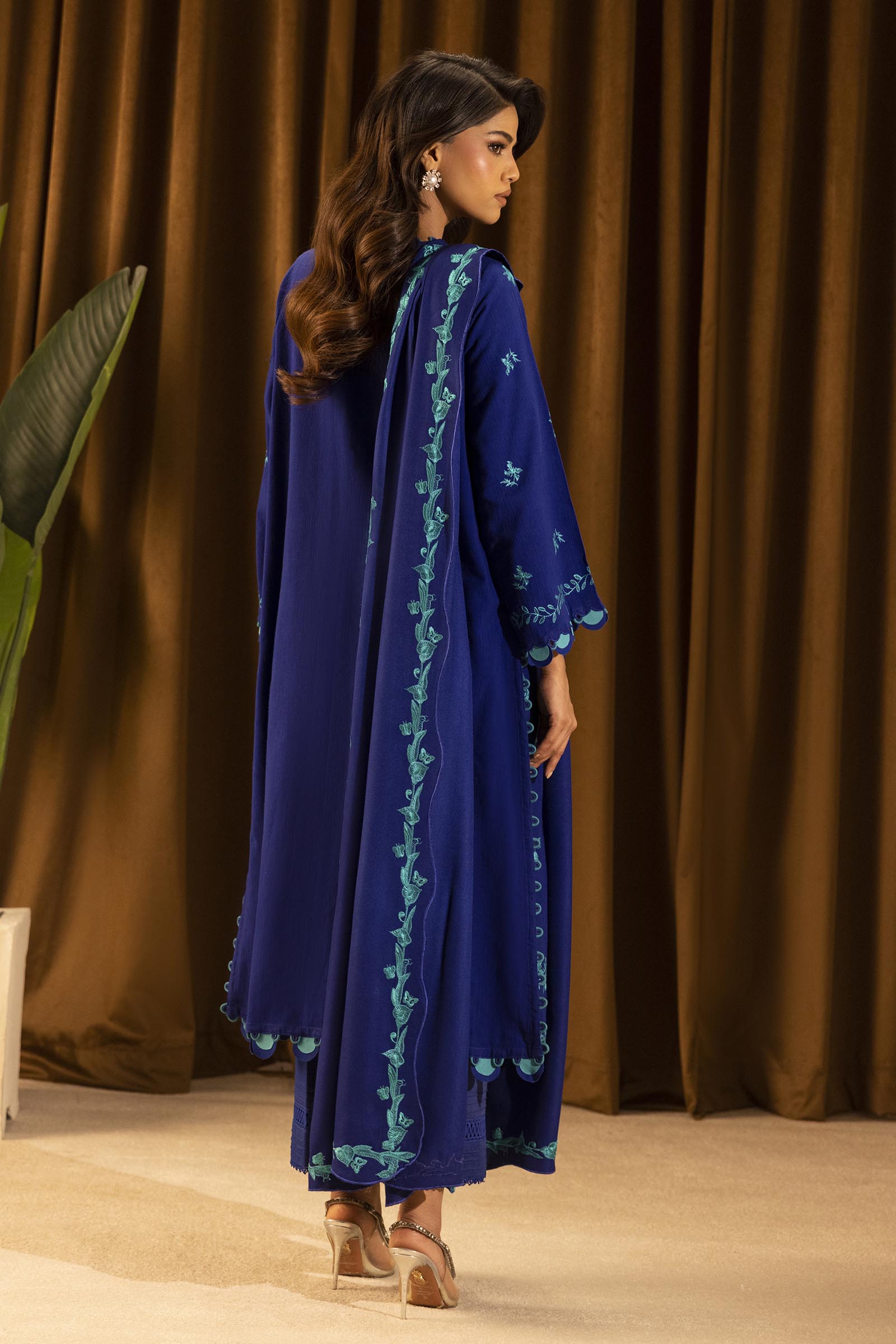 Sana Safinaz | Muzlin Winter 25 | 010B - by Libasekhas UK - Registered Vendor of : Sana Safinaz - 100% Original Designer Dress