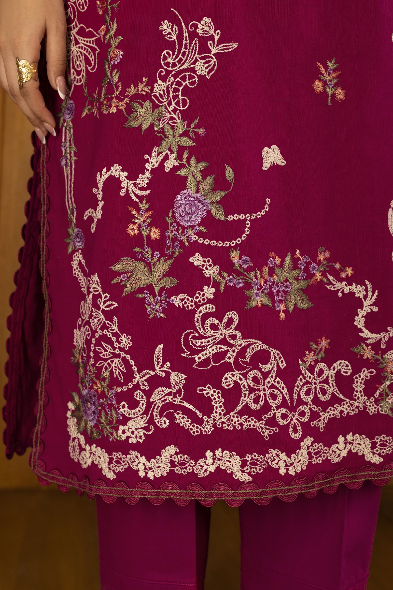 Sana Safinaz | Muzlin Winter 25 | 012A - by Libasekhas UK - Registered Vendor of : Sana Safinaz - 100% Original Designer Dress