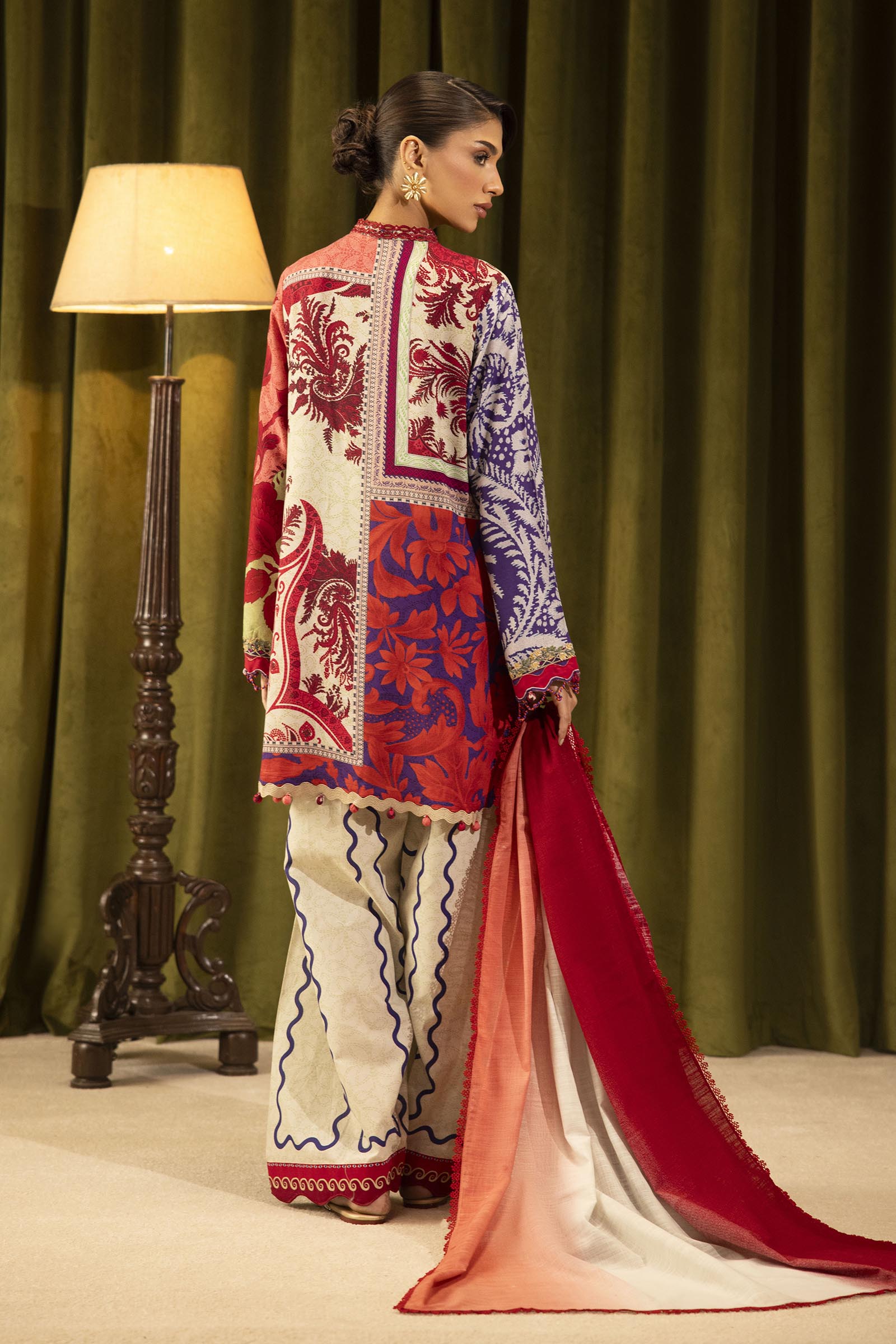 Sana Safinaz | Muzlin Winter 25 | 018A - by Libasekhas UK - Registered Vendor of : Sana Safinaz - 100% Original Designer Dress