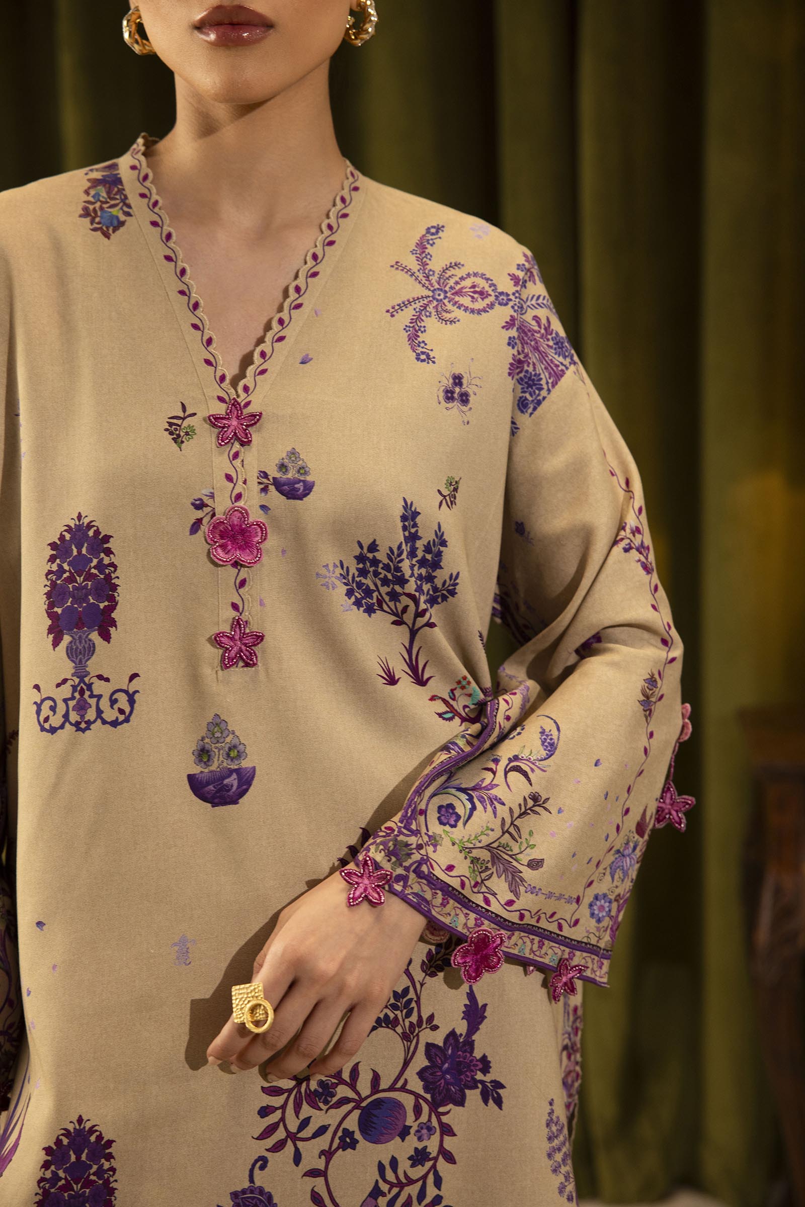 Sana Safinaz | Muzlin Winter 25 | 019A - by Libasekhas UK - Registered Vendor of : Sana Safinaz - 100% Original Designer Dress