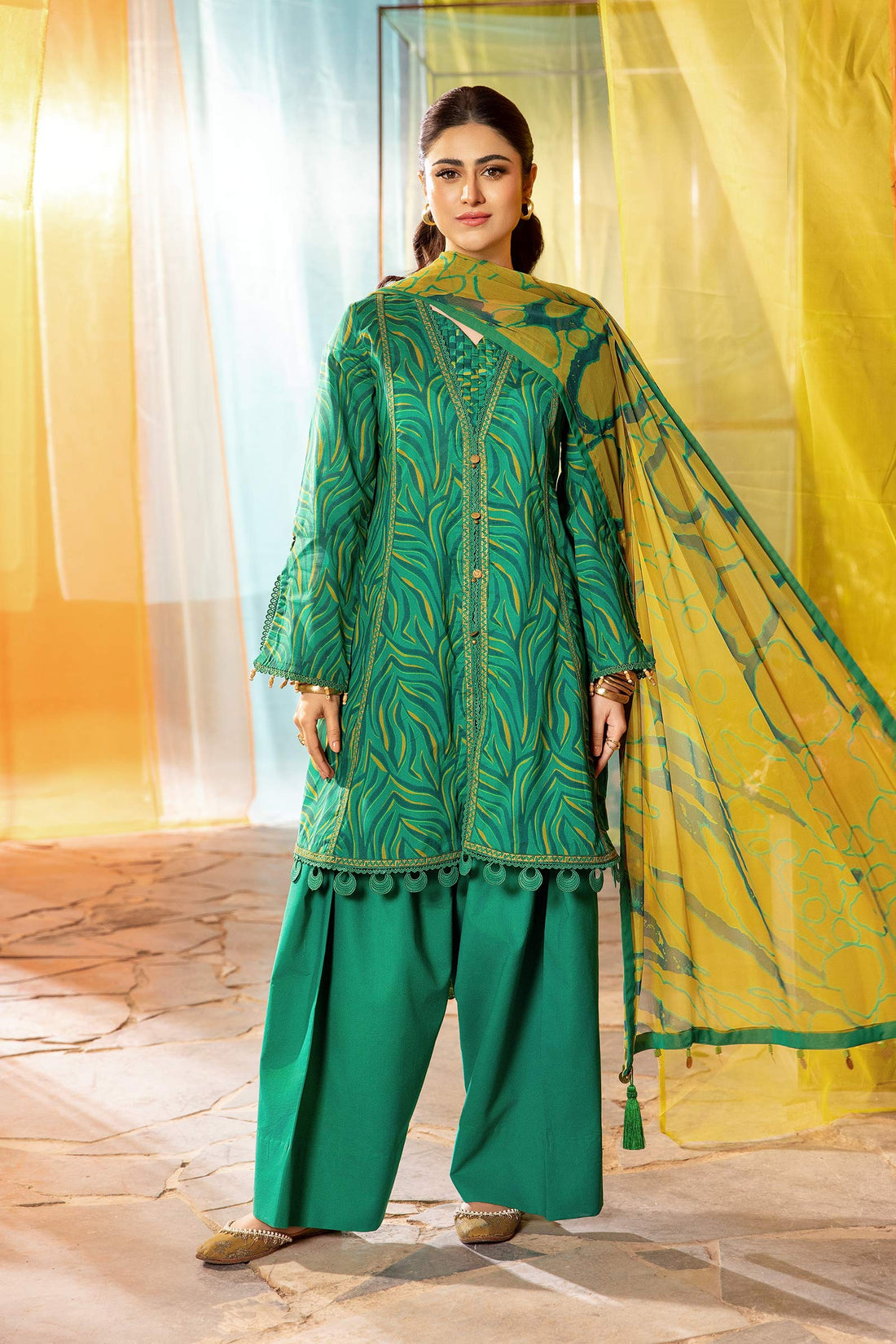 Maria B | M Basic Summer Lawn 25 | MB-CUS25-704A - by - Libasekhas UK - Registered Vendor of : Maria B - 100% Original Designer Dresss