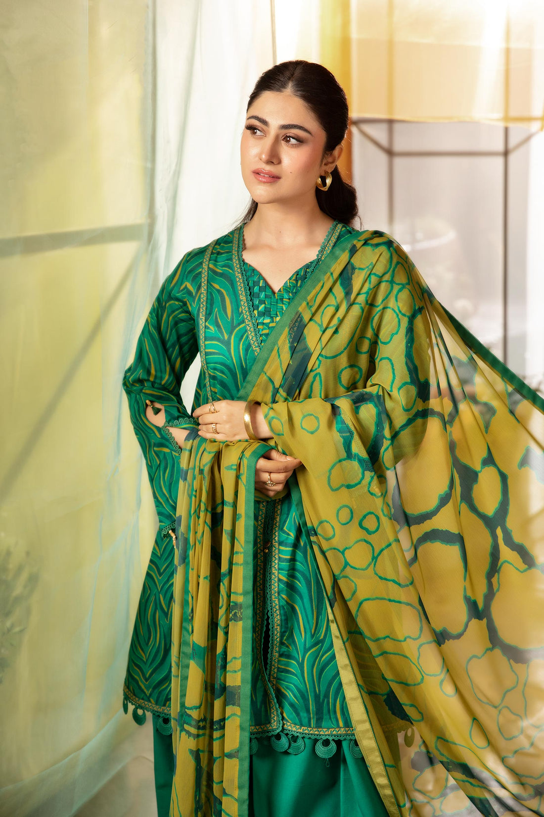 Maria B | M Basic Summer Lawn 25 | MB-CUS25-704A - by - Libasekhas UK - Registered Vendor of : Maria B - 100% Original Designer Dresss