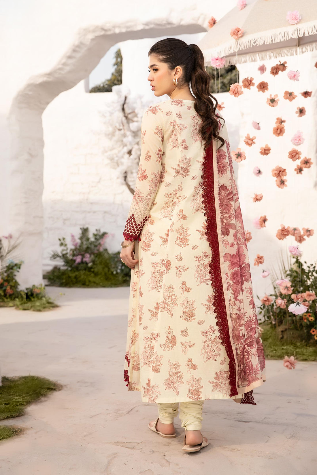 Maria B | M Basic Summer Lawn 25 | MB-CUS25-709A - by - Libasekhas UK - Registered Vendor of : Maria B - 100% Original Designer Dresss