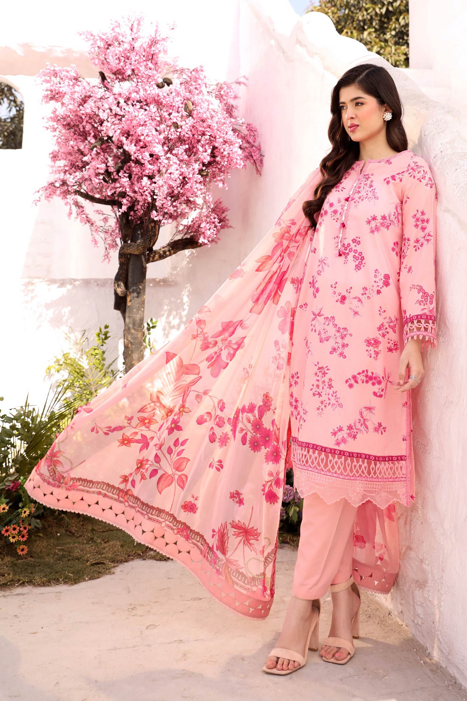 Maria B | M Basic Summer Lawn 25 | MB-CUS25-709A - by - Libasekhas UK - Registered Vendor of : Maria B - 100% Original Designer Dresss