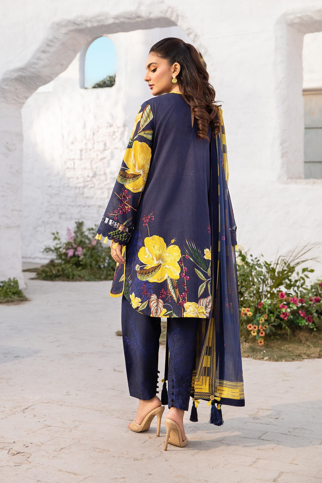 Maria B | M Basic Summer Lawn 25 | MB-CUS25-710B - by - Libasekhas UK - Registered Vendor of : Maria B - 100% Original Designer Dresss