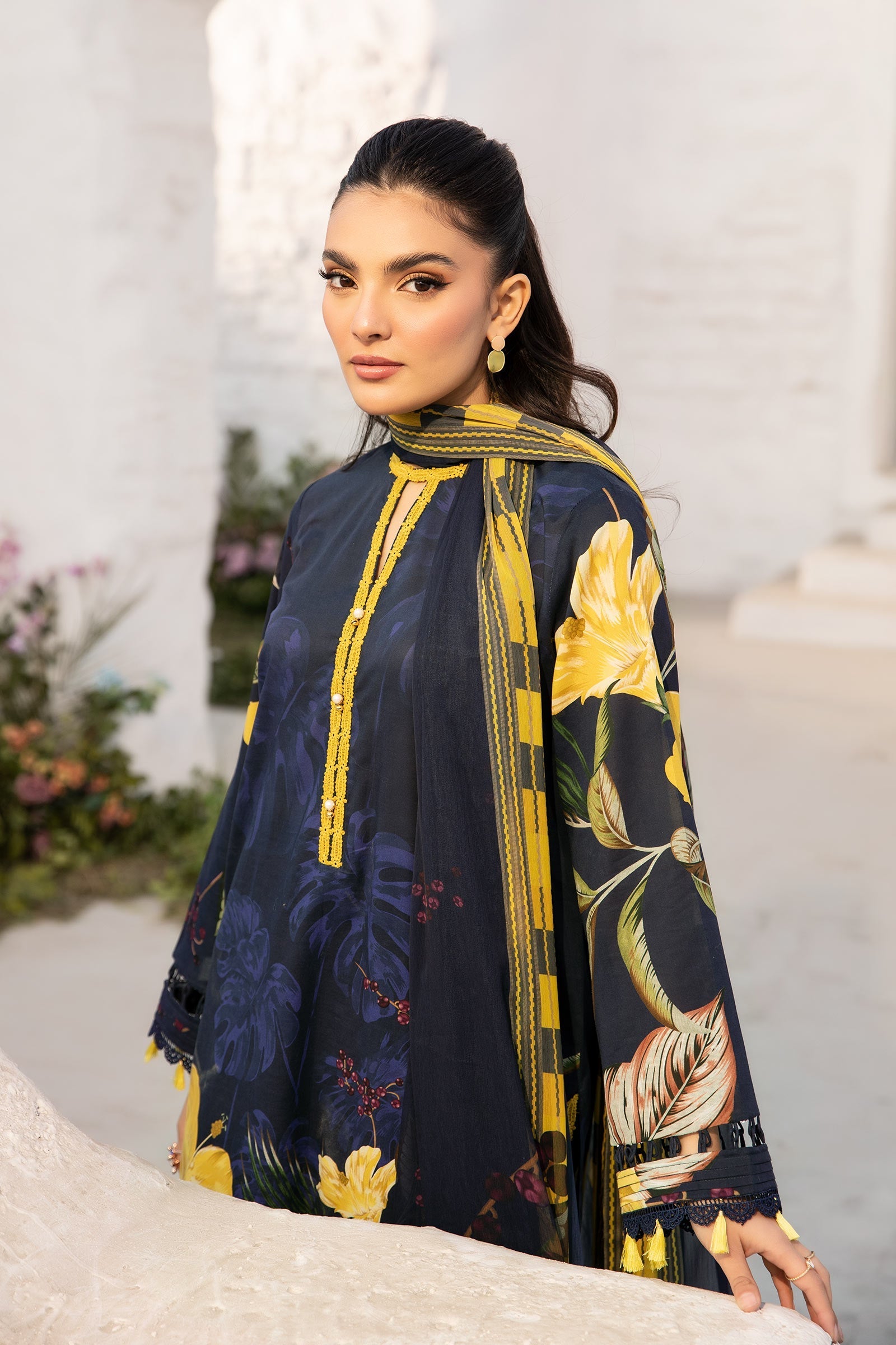 Maria B | M Basic Summer Lawn 25 | MB-CUS25-710B - by - Libasekhas UK - Registered Vendor of : Maria B - 100% Original Designer Dresss