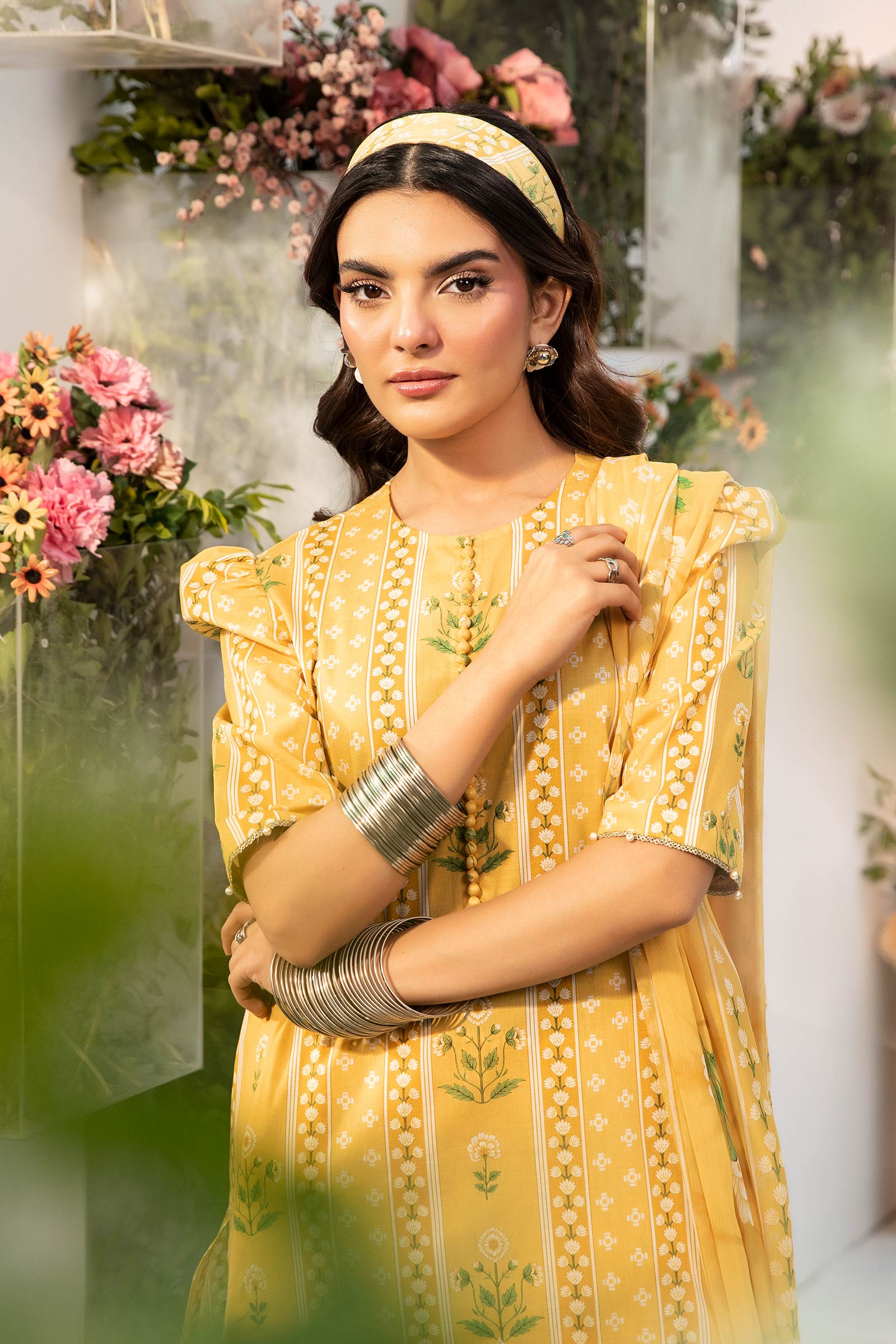 Maria B | M Basic Summer Lawn 25 | MB-CUS25-711A - by - Libasekhas UK - Registered Vendor of : Maria B - 100% Original Designer Dresss