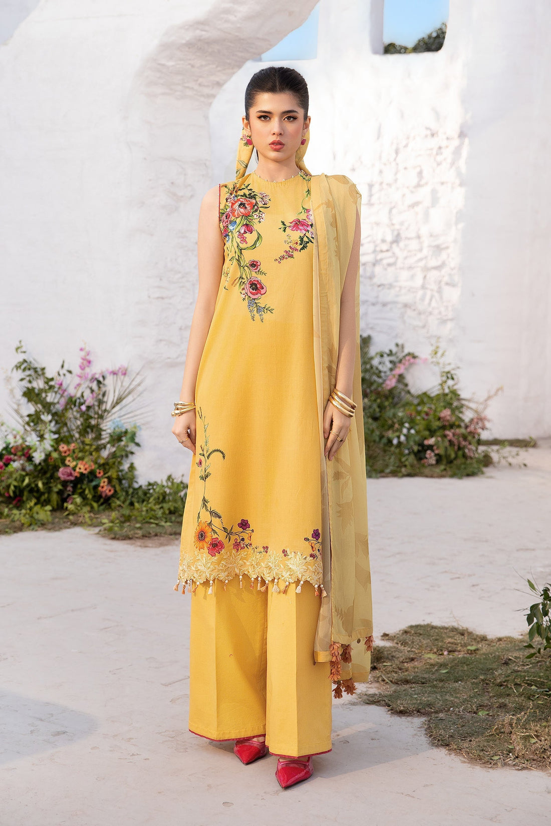 Maria B | M Basic Summer Lawn 25 | MB-CUS25-712A - by - Libasekhas UK - Registered Vendor of : Maria B - 100% Original Designer Dresss
