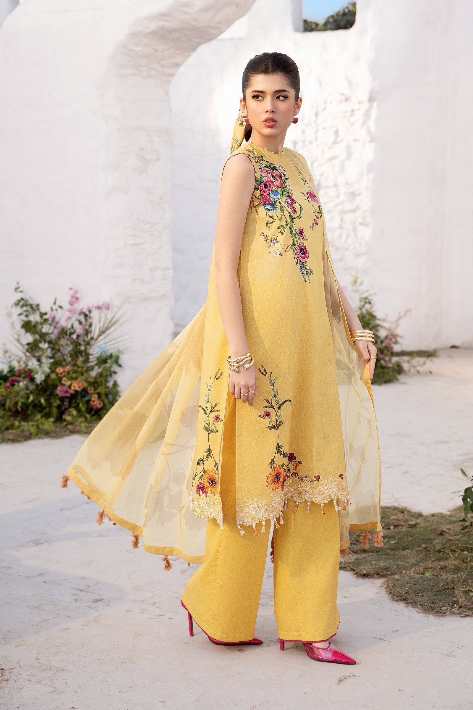 Maria B | M Basic Summer Lawn 25 | MB-CUS25-712A - by - Libasekhas UK - Registered Vendor of : Maria B - 100% Original Designer Dresss