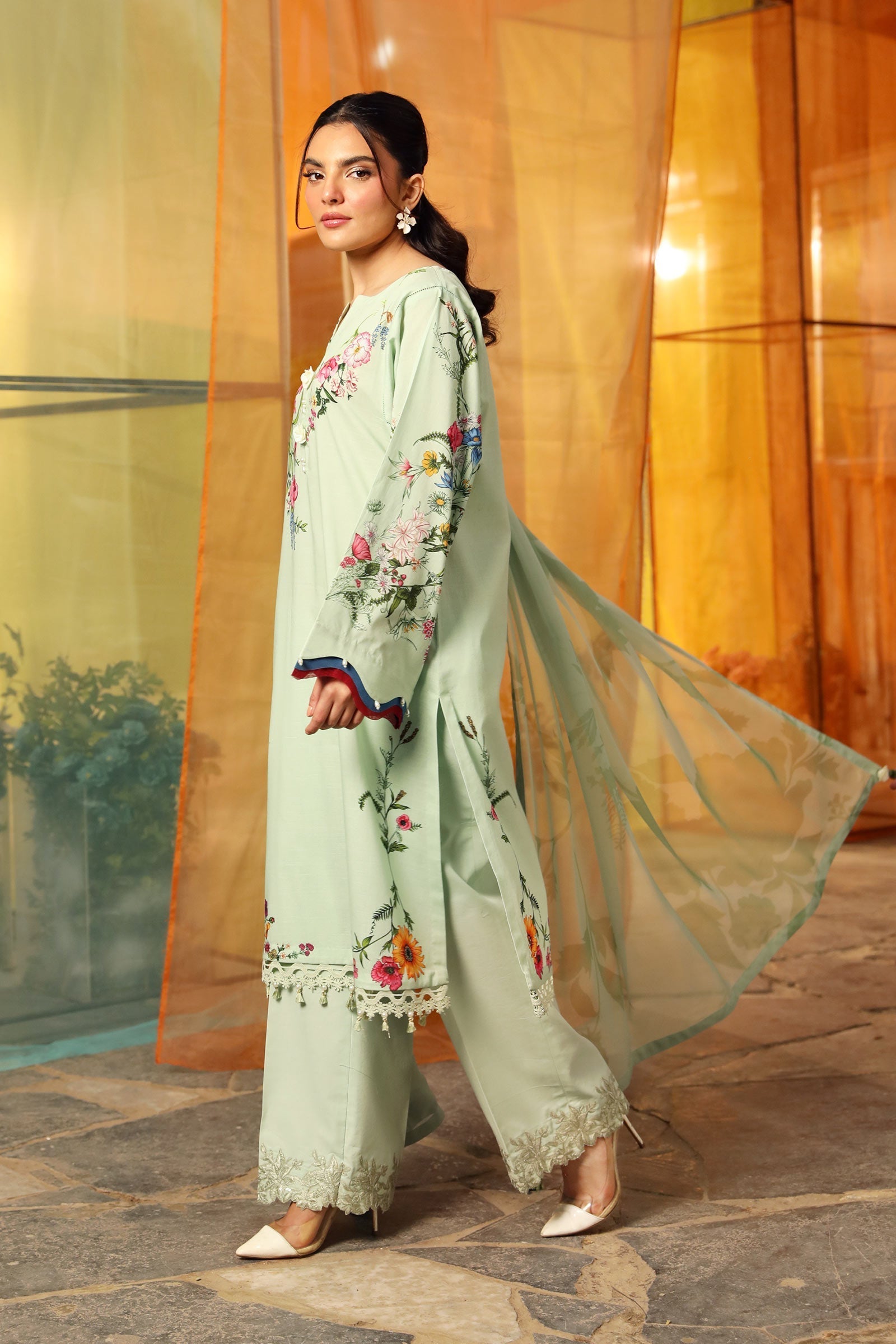 Maria B | M Basic Summer Lawn 25 | MB-CUS25-712B - by - Libasekhas UK - Registered Vendor of : Maria B - 100% Original Designer Dresss