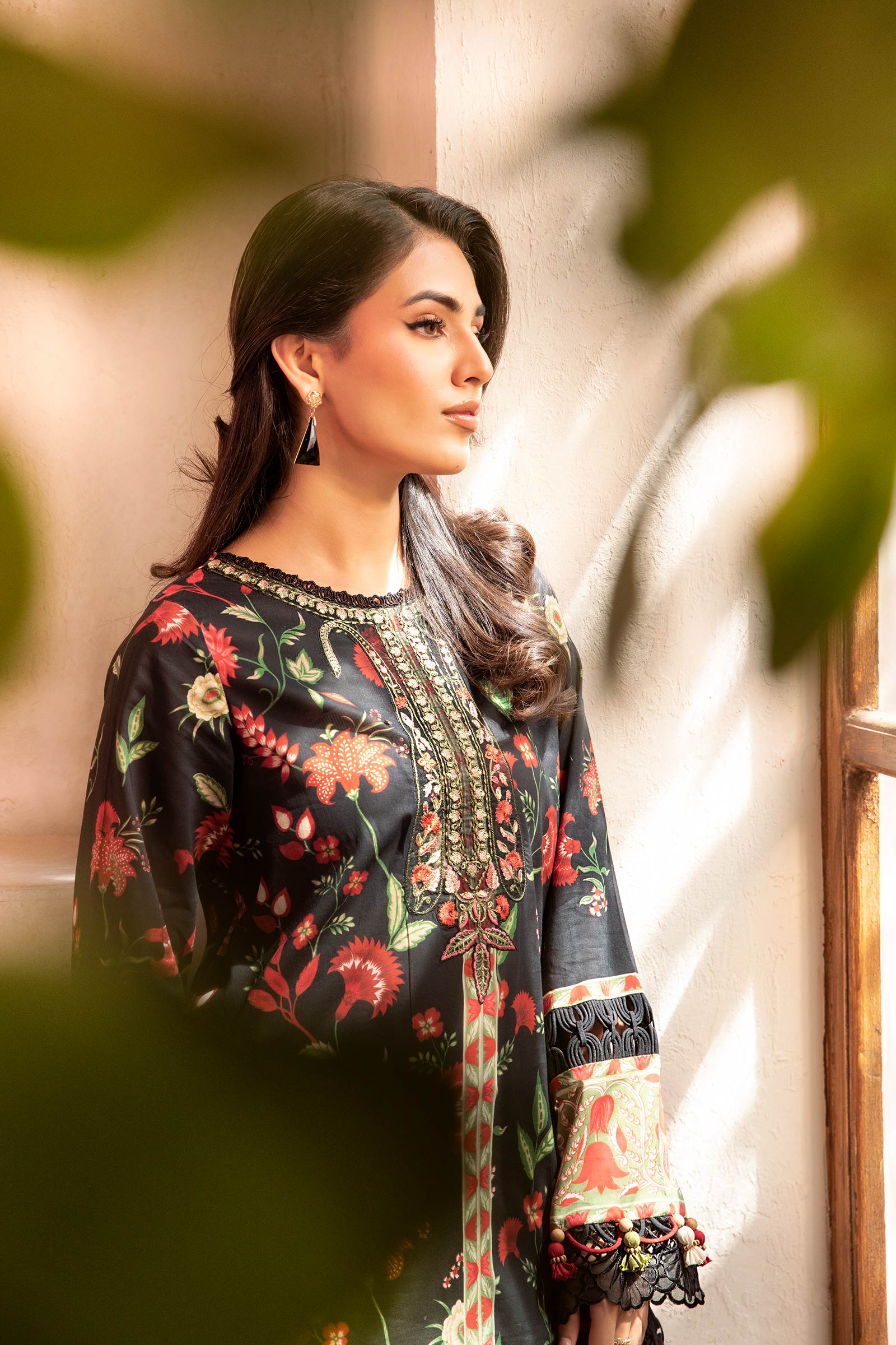 Maria B | Eid Basic Lawn | MB-CUS25-901A - by - Libasekhas UK - Registered Vendor of : Maria B - 100% Original Designer Dresss