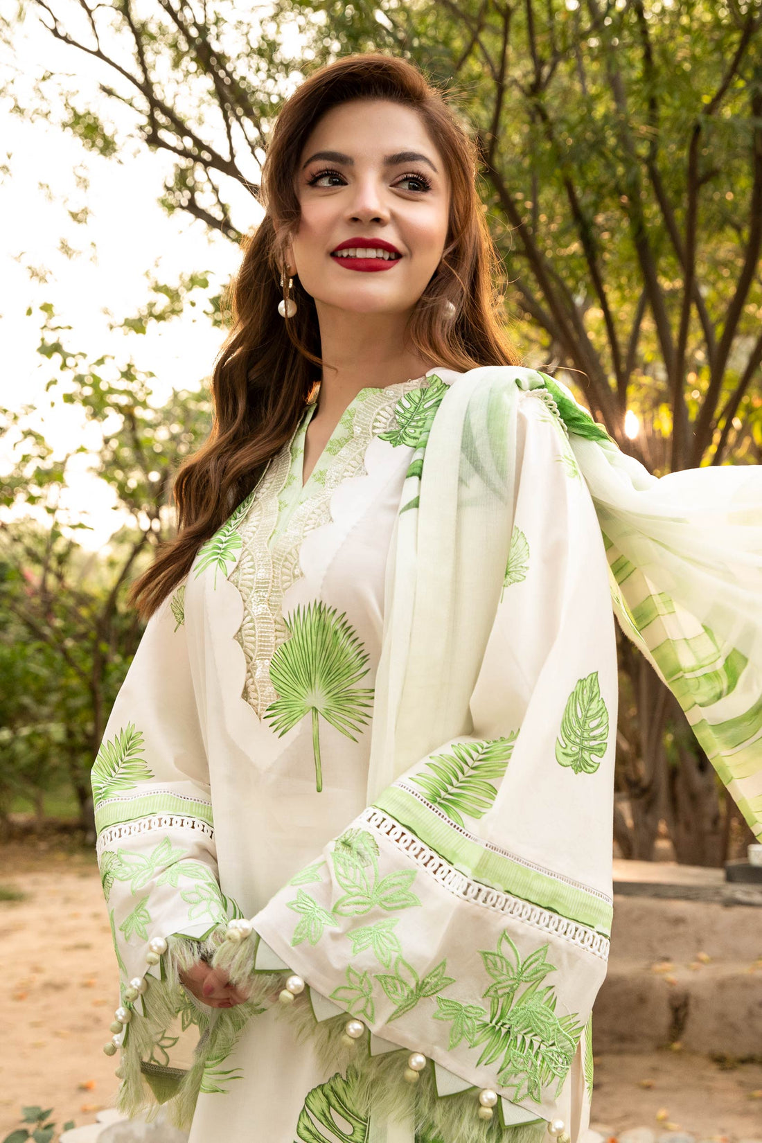 Maria B | Eid Basic Lawn | MB-CUS25-906B - by - Libasekhas UK - Registered Vendor of : Maria B - 100% Original Designer Dresss