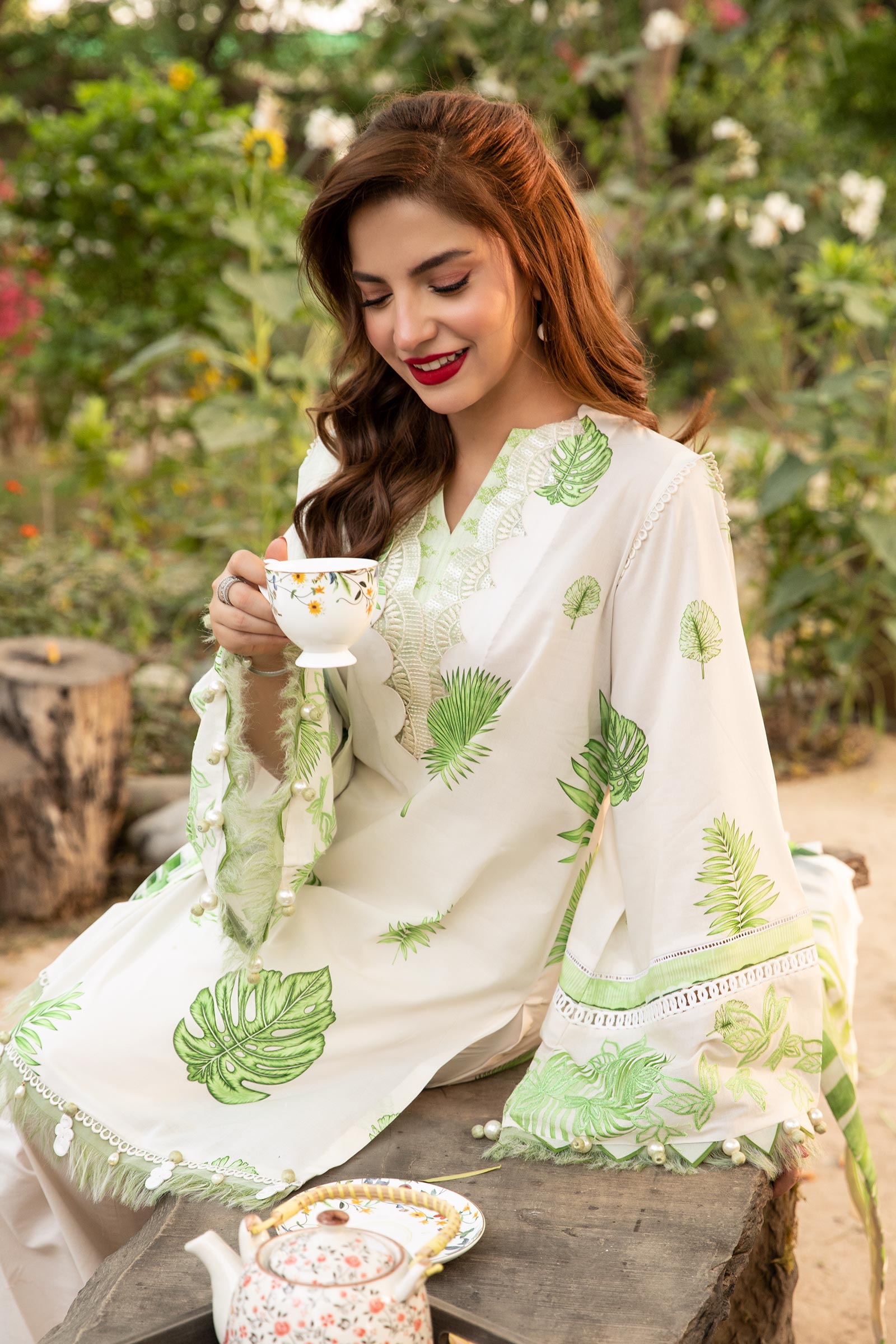 Maria B | Eid Basic Lawn | MB-CUS25-906B - by - Libasekhas UK - Registered Vendor of : Maria B - 100% Original Designer Dresss