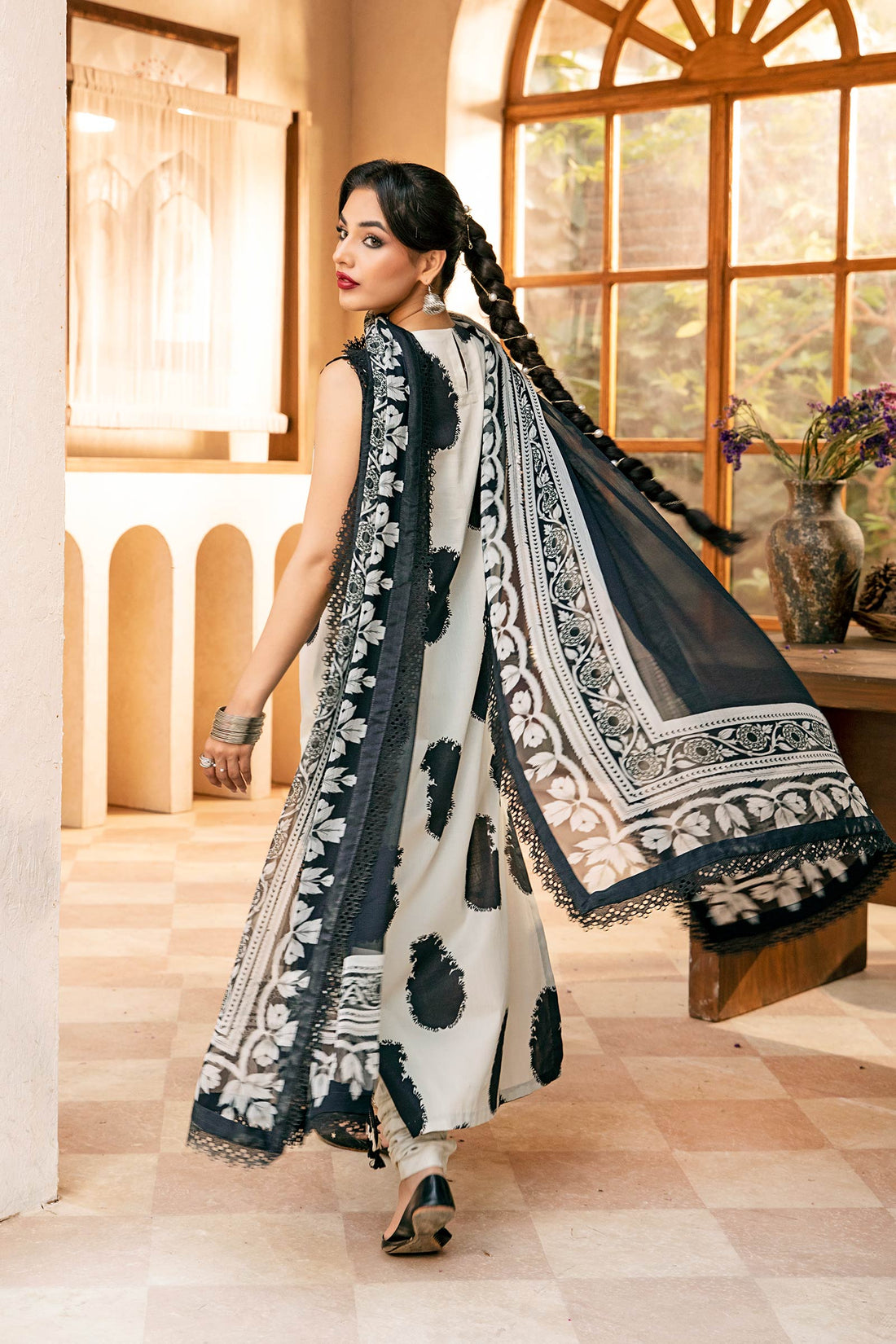 Maria B | Eid Basic Lawn | MB-CUS25-911B - by - Libasekhas UK - Registered Vendor of : Maria B - 100% Original Designer Dresss