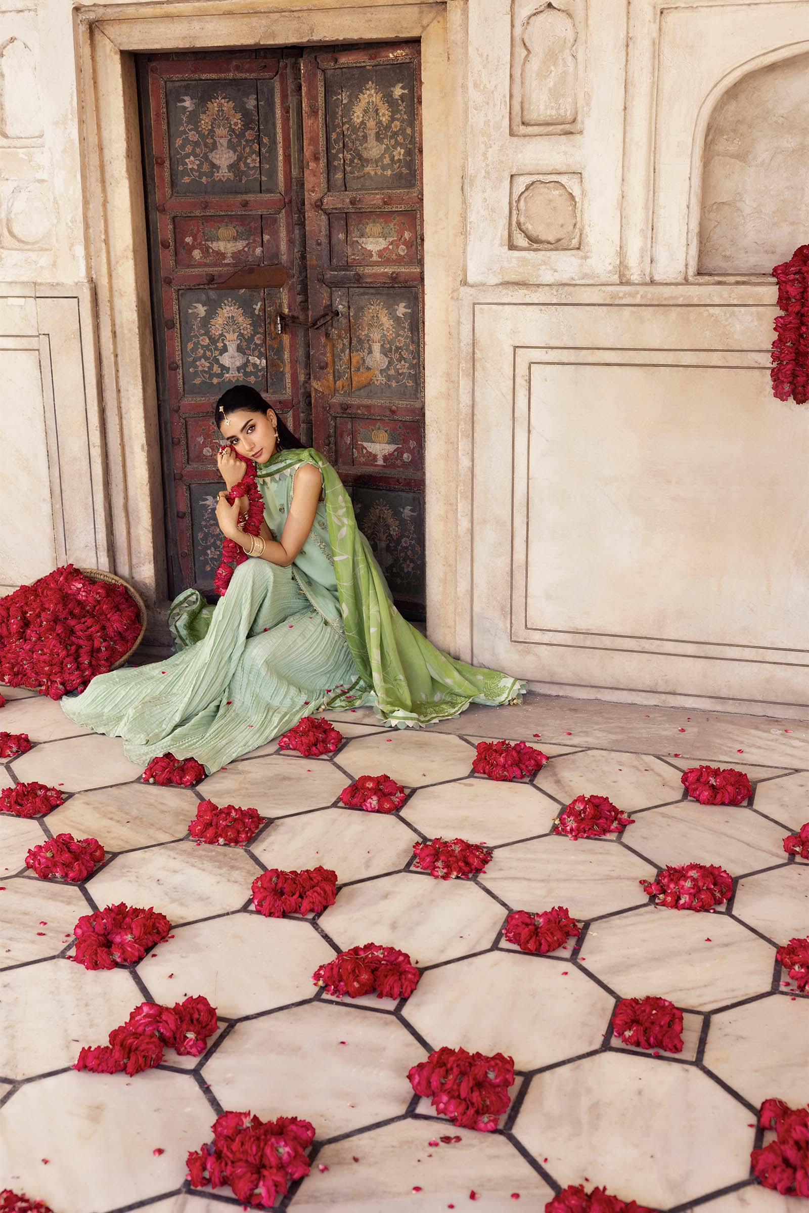 Maria B | Festive 25 | MB-FUS25-801 - by Libasekhas UK - Registered Vendor of : Maria B - 100% Original Designer Dress