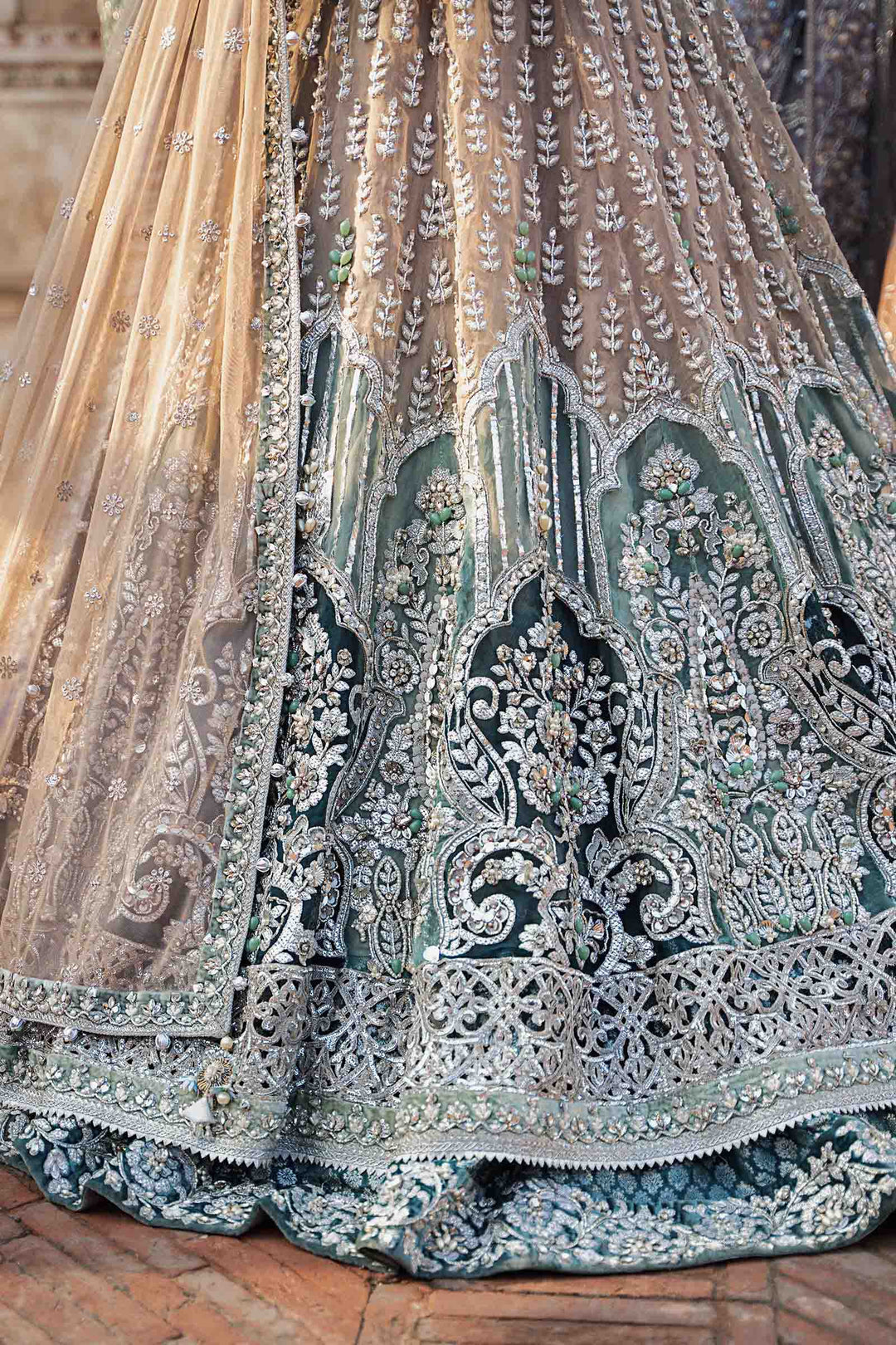 Maria B | Bridal Couture | Mehrinoz - by - Libasekhas UK - Registered Vendor of : Maria B - 100% Original Designer Dresss
