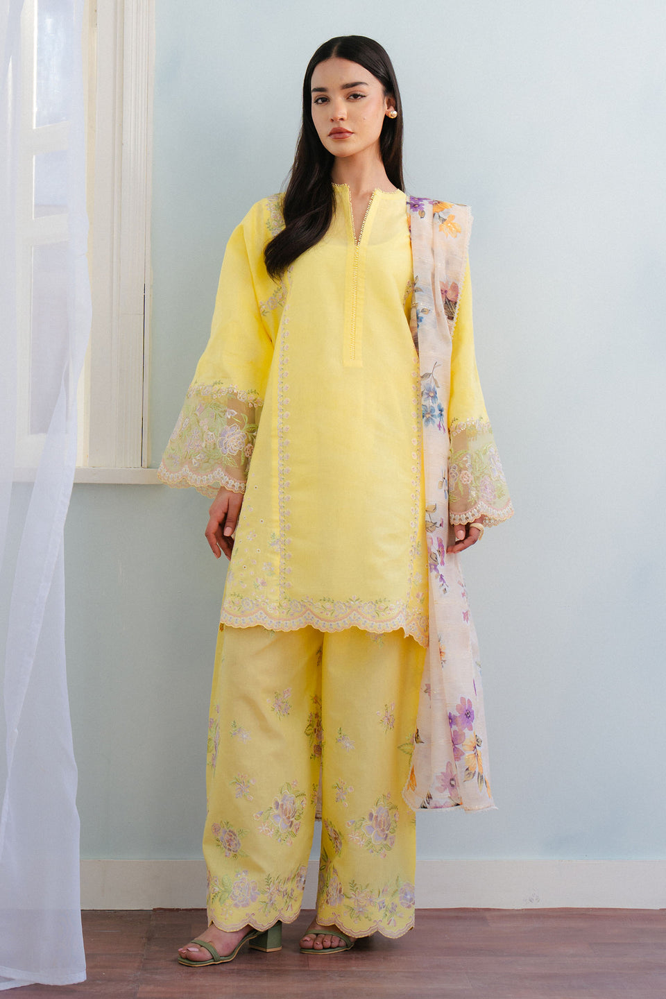 Zara Shahjahan | Coco Lawn 25 | MEADOW-8A - by - Libasekhas UK - Registered Vendor of : Zara Shahjahan - 100% Original Designer Dresss