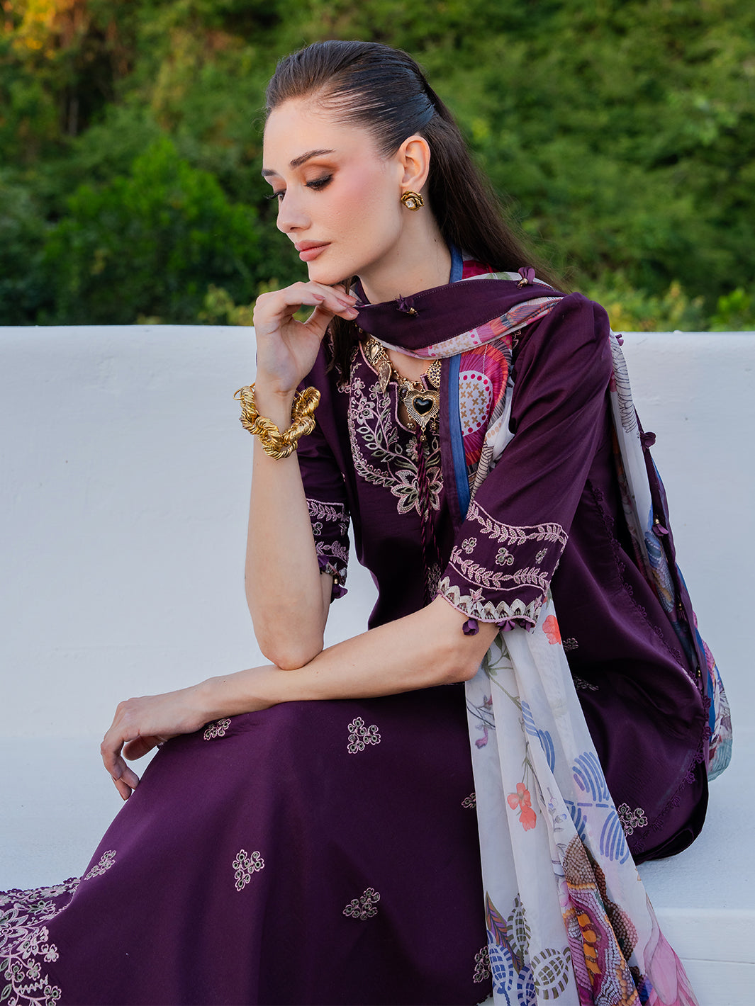 Izel | Dareen Luxury Lawn 26 | Meerab - by Libasekhas UK - Registered Vendor of : Izel - 100% Original Designer Dress