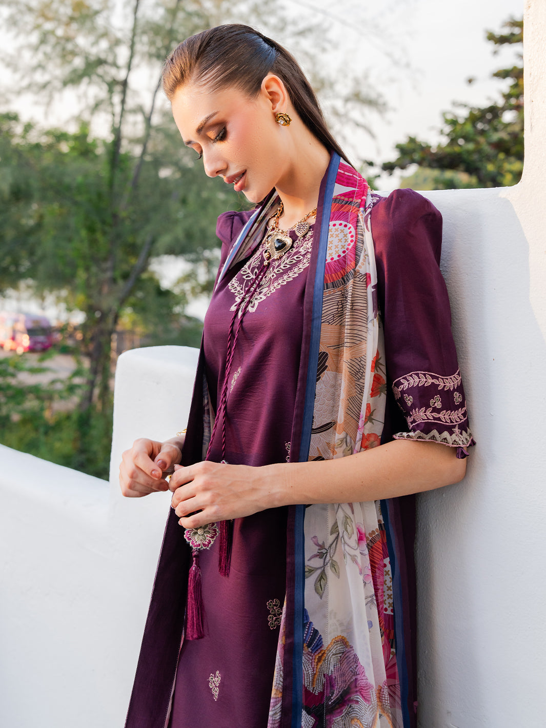 Izel | Dareen Luxury Lawn 26 | Meerab - by Libasekhas UK - Registered Vendor of : Izel - 100% Original Designer Dress