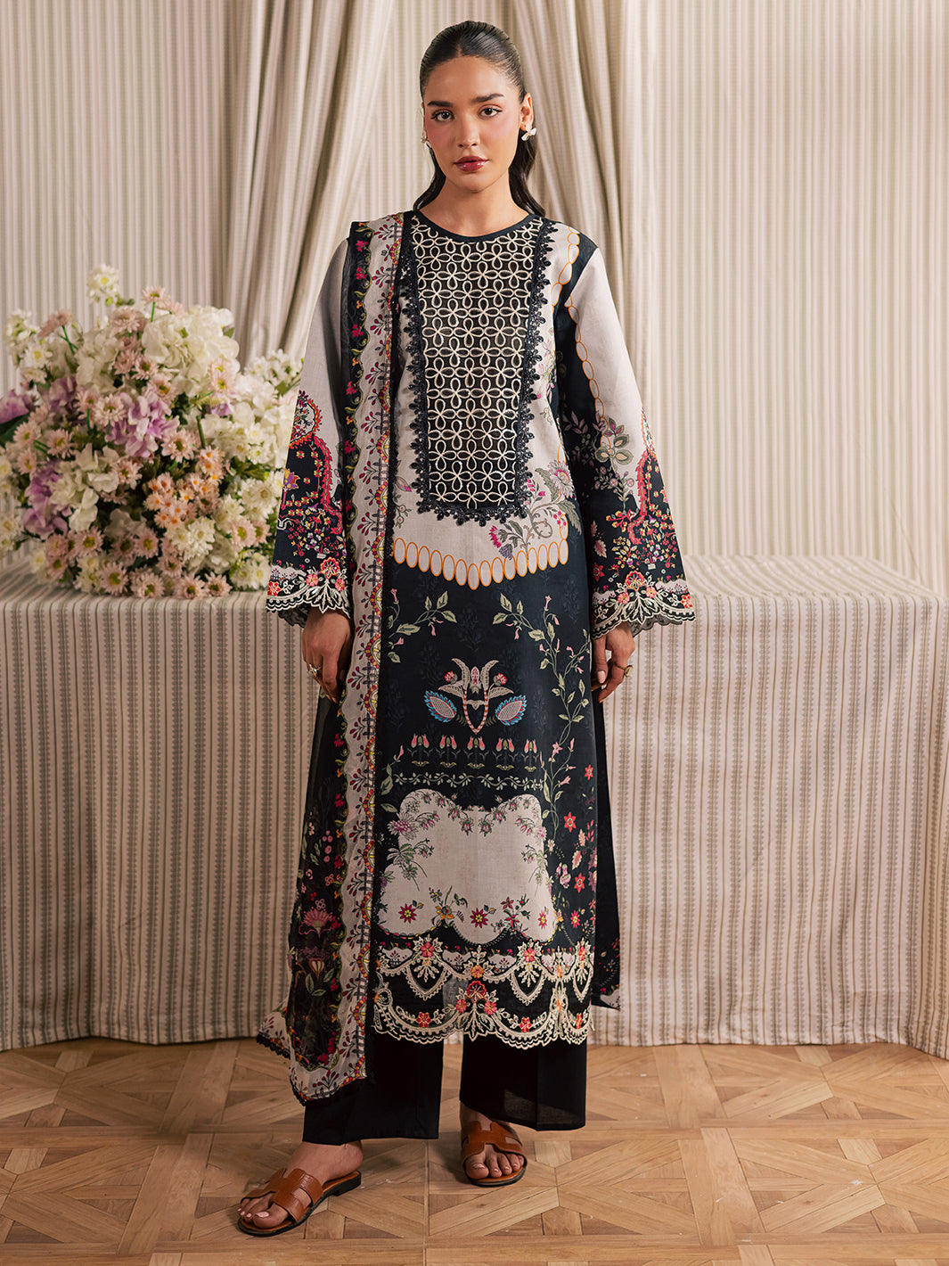 Mahnur | Jahaan Lawn 26 | MJ-01 - by Libasekhas UK - Registered Vendor of : Mahnur - 100% Original Designer Dress
