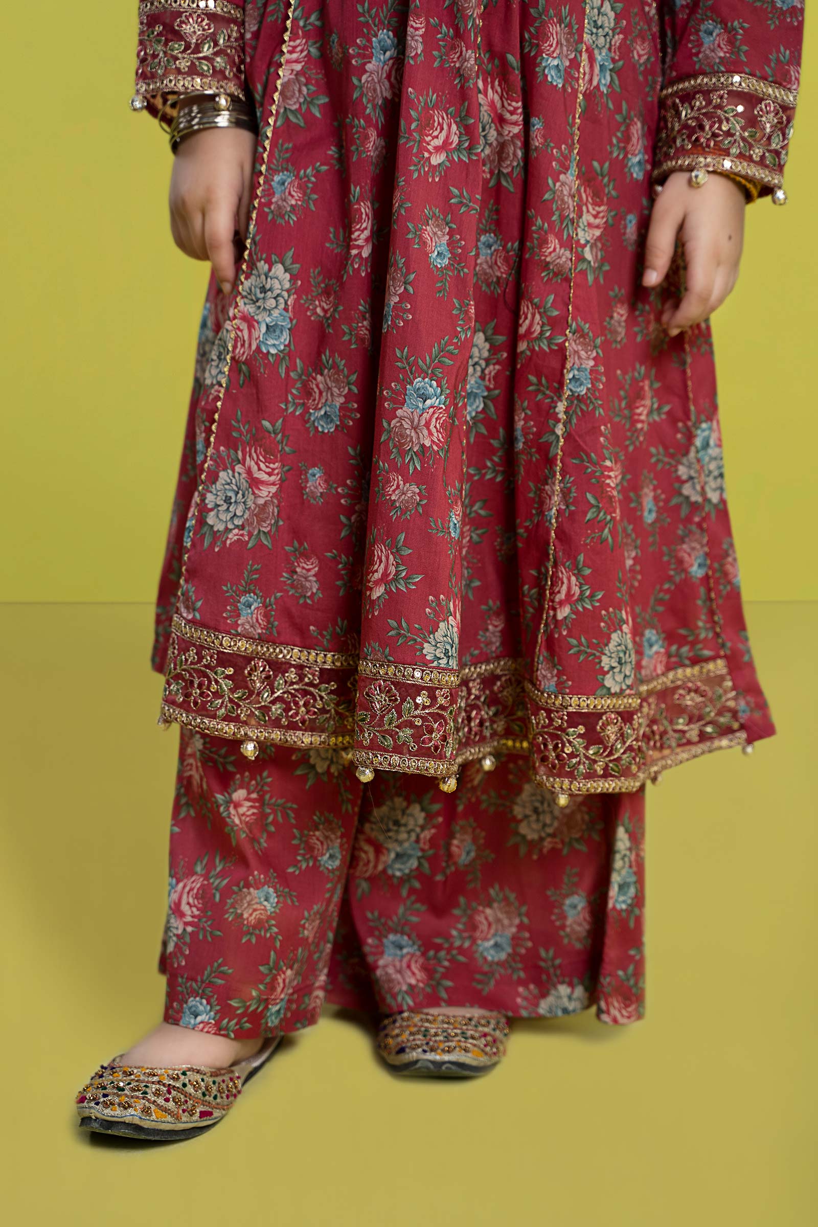 Maria B | 3 Piece Embroidered Lawn Suit | MKD-EF24-32 - by - Libasekhas UK - Registered Vendor of : Maria B - 100% Original Designer Dresss