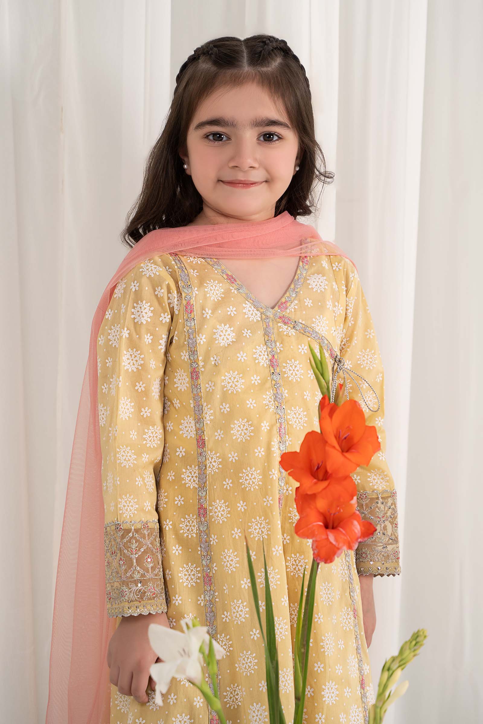 Maria B | 3 Piece Embroidered Lawn Suit | MKD-EF25-09 - by - Libasekhas UK - Registered Vendor of : Maria B - 100% Original Designer Dresss
