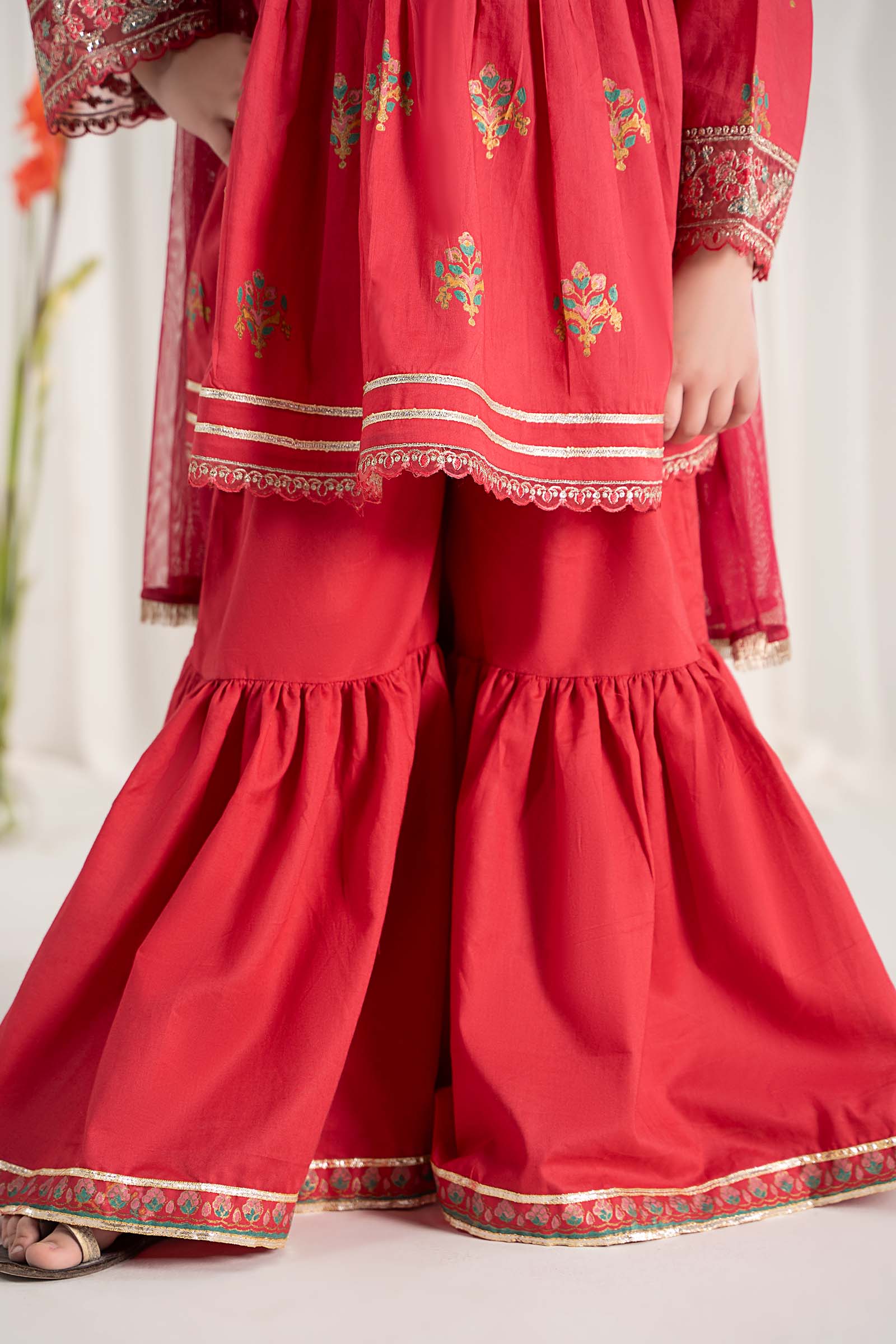 Maria B | 3 Piece Embroidered Lawn Suit | MKD-EF25-15 - by - Libasekhas UK - Registered Vendor of : Maria B - 100% Original Designer Dresss