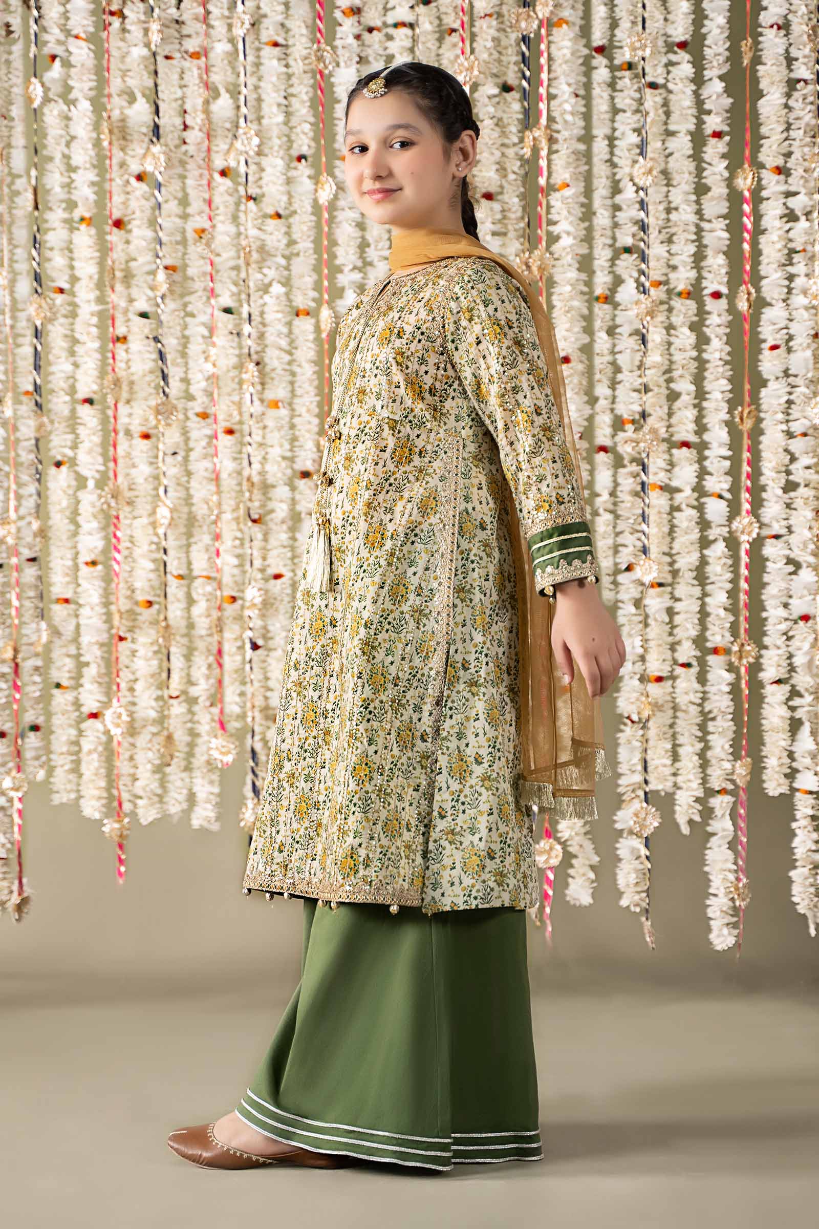 Maria B | 3 Piece Embroidered Lawn Suit | MKD-EF25-27 - by - Libasekhas UK - Registered Vendor of : Maria B - 100% Original Designer Dresss