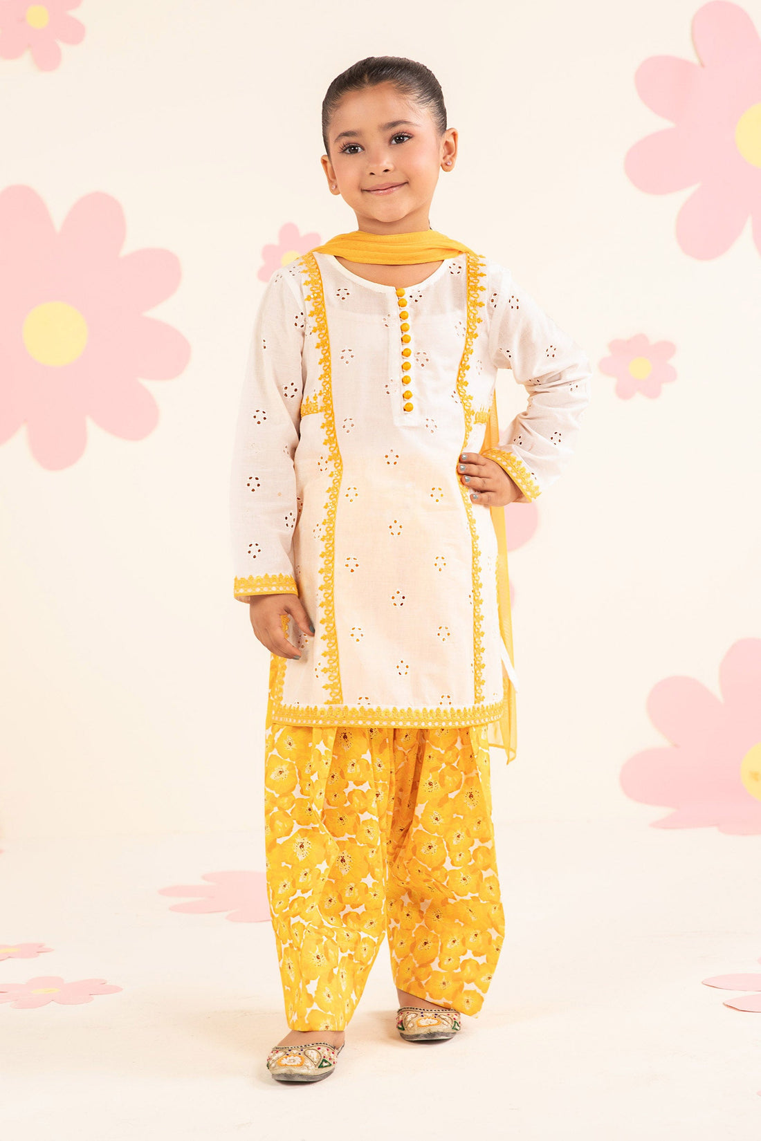 kids-clothes-mkd-ef25-66r1-white-and-yellow by Maria B Kids - Designer Dress  - Type : KidsClothes - Available at Libasekhas UK - 100% Original 