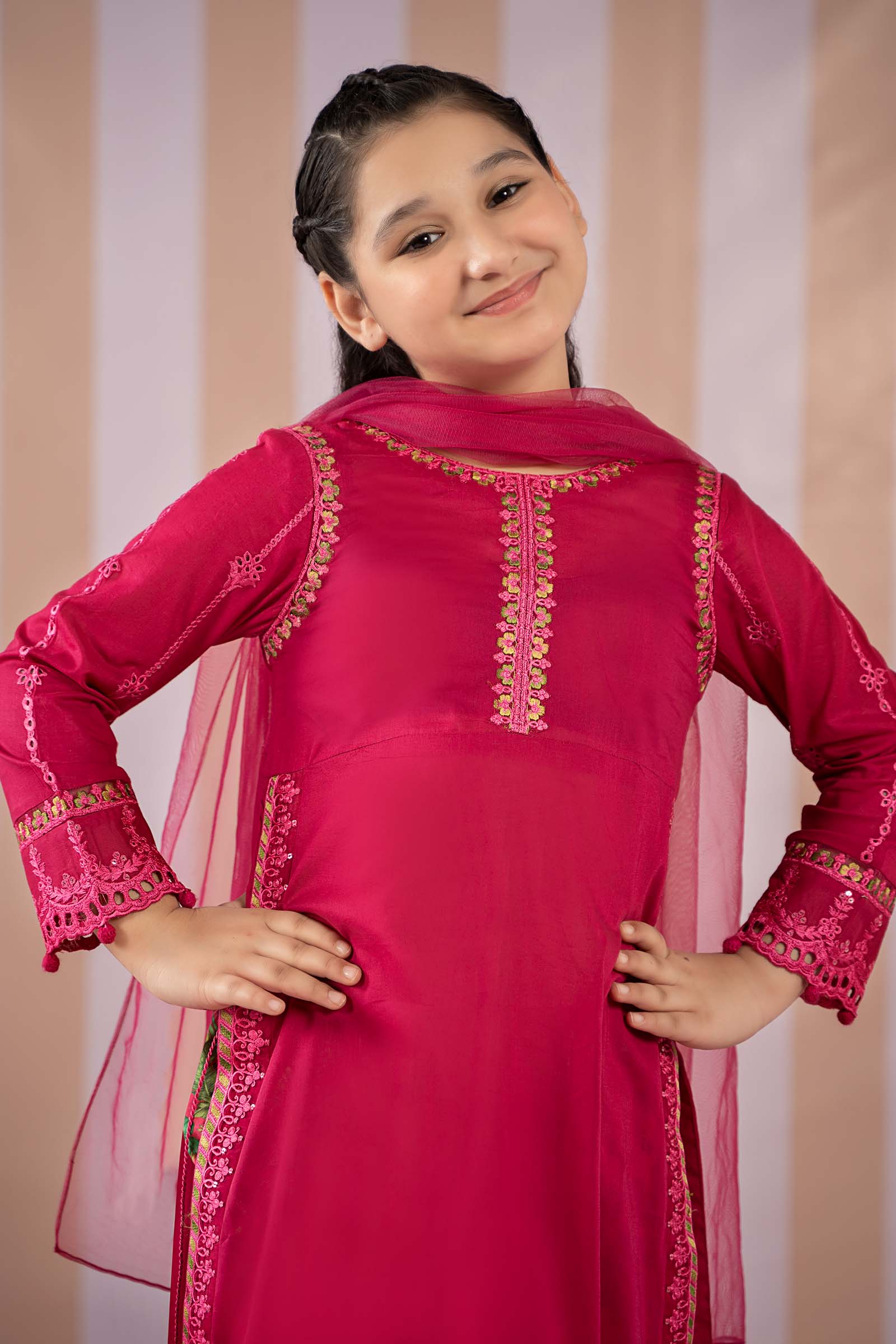 Maria B | 2 Piece Printed Lawn Suit | MKD-EF25-67 - by - Libasekhas UK - Registered Vendor of : Maria B - 100% Original Designer Dresss