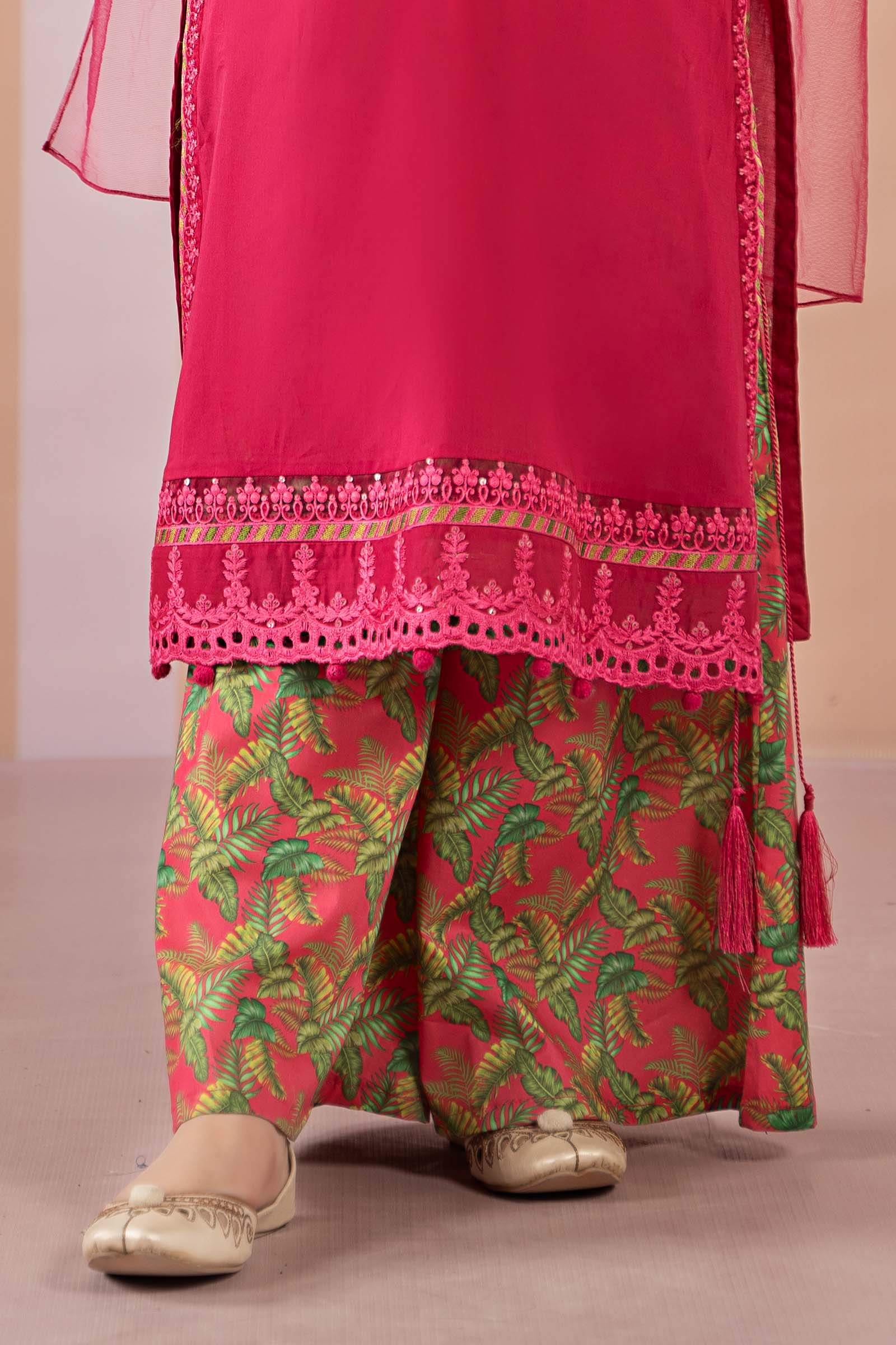 Maria B | 2 Piece Printed Lawn Suit | MKD-EF25-67 - by - Libasekhas UK - Registered Vendor of : Maria B - 100% Original Designer Dresss