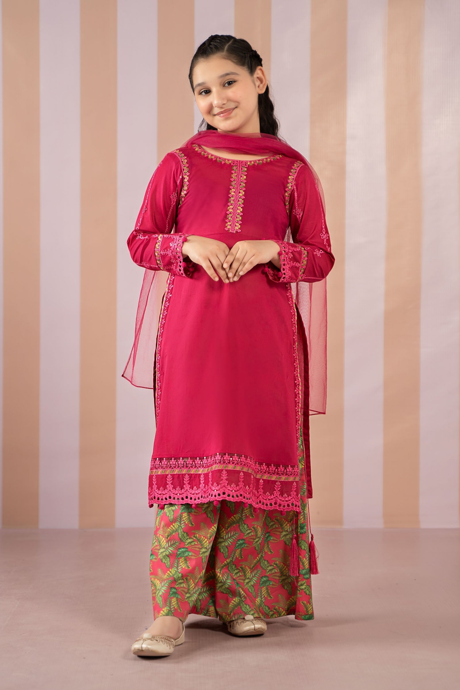 Maria B | 2 Piece Printed Lawn Suit | MKD-EF25-67 - by - Libasekhas UK - Registered Vendor of : Maria B - 100% Original Designer Dresss