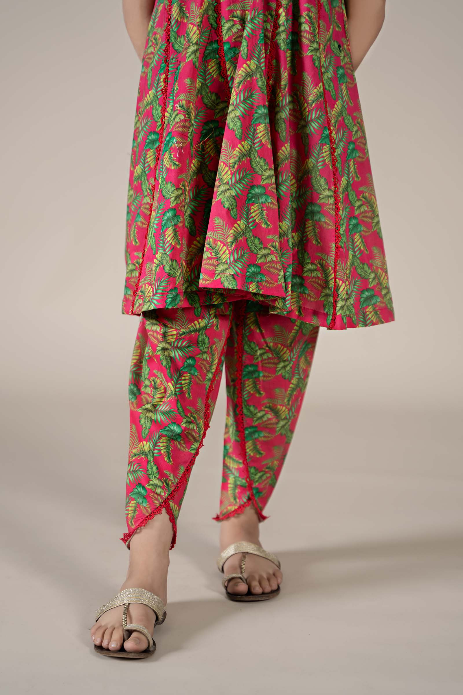 Maria B | 2 Piece Printed Lawn Suit | MKD-EF25-68 - by - Libasekhas UK - Registered Vendor of : Maria B - 100% Original Designer Dresss
