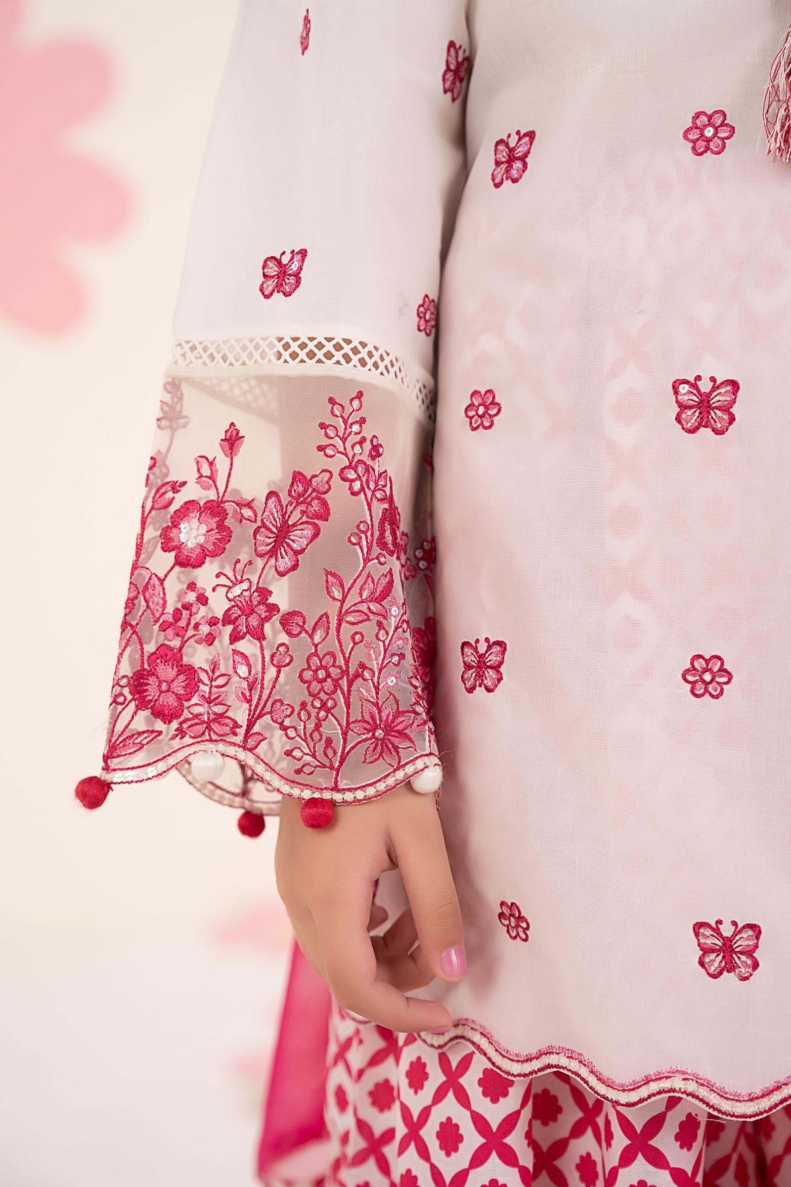kids-clothes-mkd-ea26-14-white-and-pink by Maria B Kids - Designer Dress  - Type : KidsClothes - Available at Libasekhas UK - 100% Original 