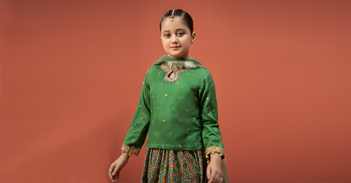 Maria B | 3 Piece Embroidered Linen Suit | MKD-W24-04 - by - Libasekhas UK - Registered Vendor of : Maria B - 100% Original Designer Dresss