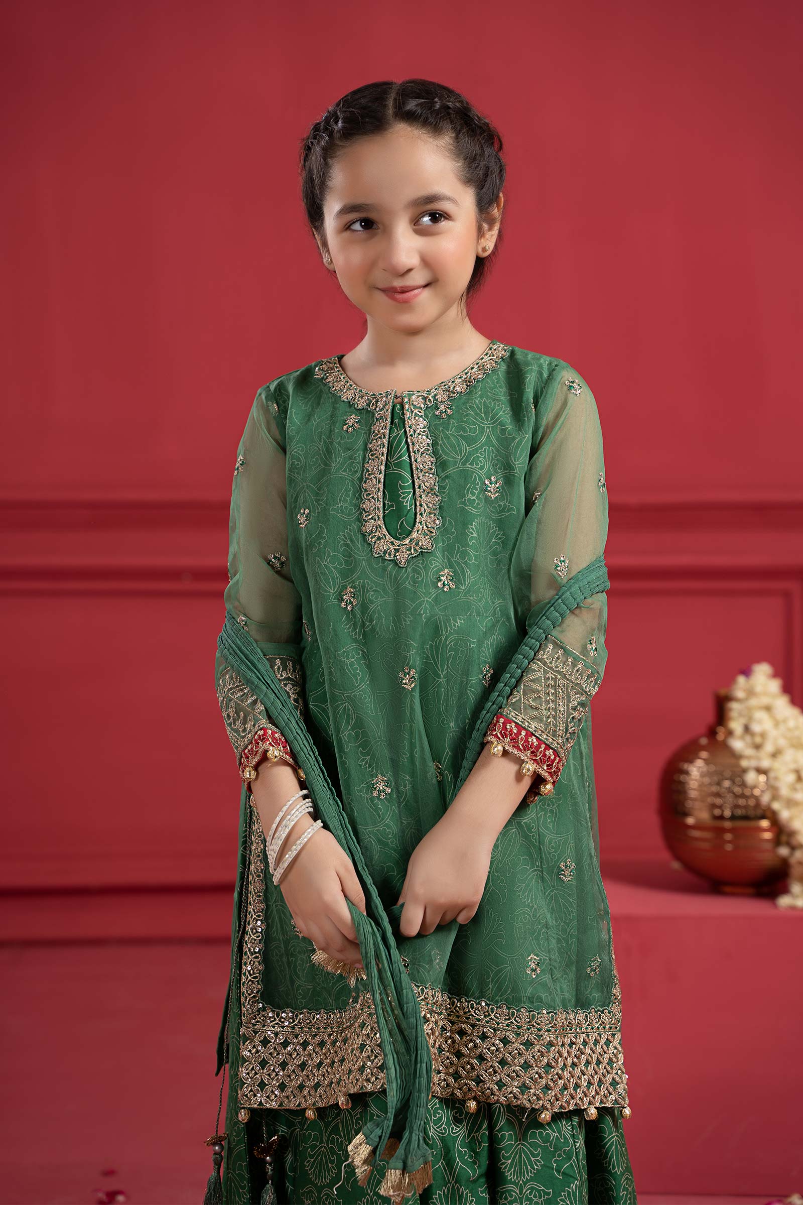 Maria B | Suit Green MKS-W23-21 - by - Libasekhas UK - Registered Vendor of : Maria B - 100% Original Designer Dresss
