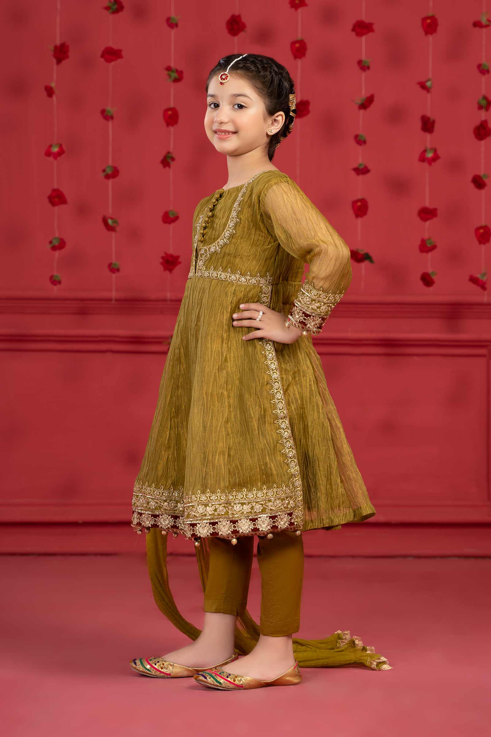 Maria B | Suit Green MKS-W23-33 - by - Libasekhas UK - Registered Vendor of : Maria B - 100% Original Designer Dresss