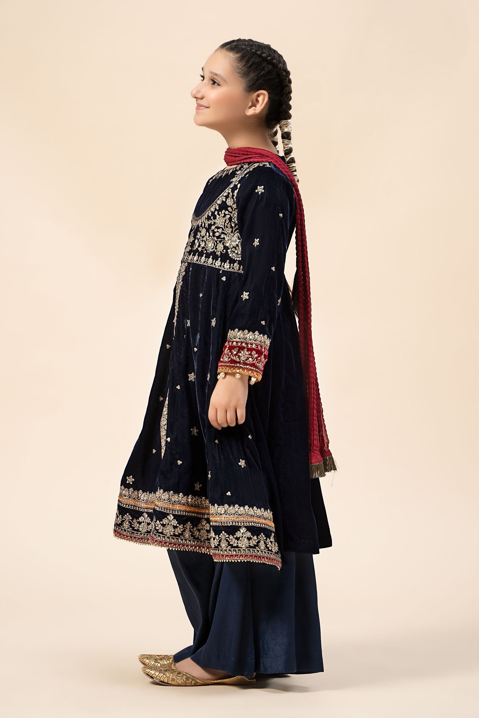 Maria B | 3 Piece Embroidered Velvet Suit | MKS-W24-17 - by - Libasekhas UK - Registered Vendor of : Maria B - 100% Original Designer Dresss