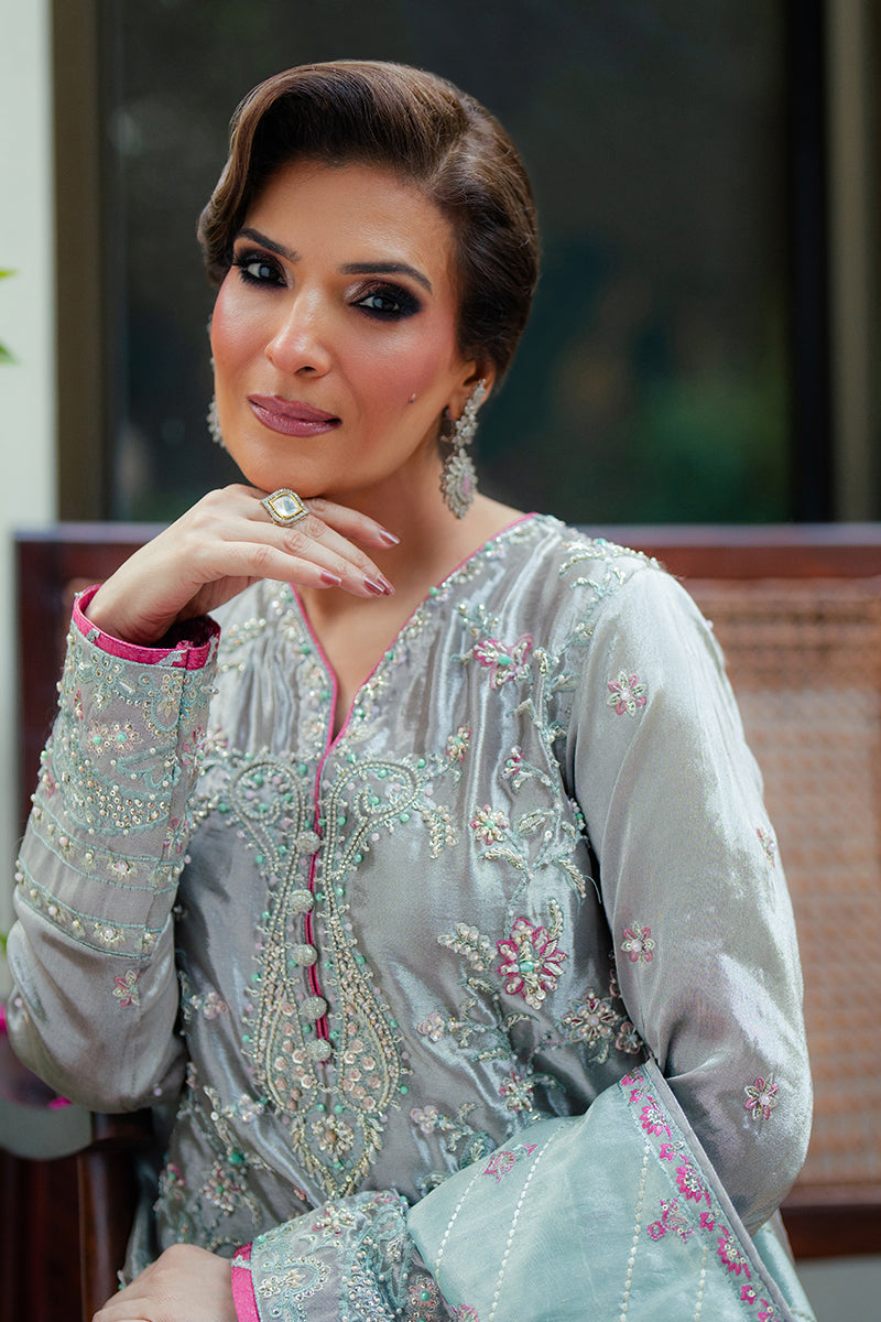 Mushq | Sunehri Resham Edit | RESHAM - by - Libasekhas UK - Registered Vendor of : Mushq - 100% Original Designer Dresss