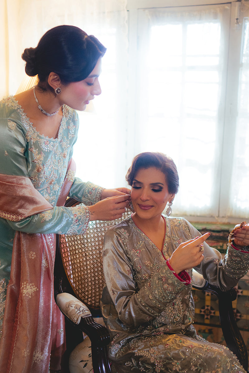 Mushq | Sunehri Resham Edit | EMAN - by - Libasekhas UK - Registered Vendor of : Mushq - 100% Original Designer Dresss