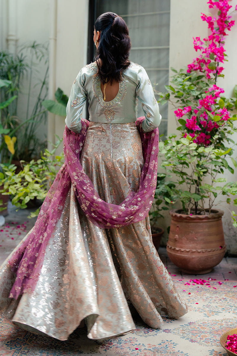 Mushq | Sunehri Resham Edit | ZIMA - by - Libasekhas UK - Registered Vendor of : Mushq - 100% Original Designer Dresss