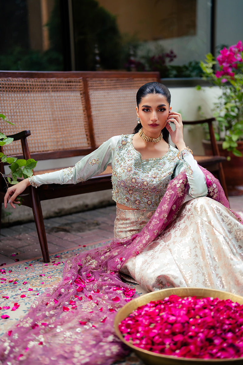 Mushq | Sunehri Resham Edit | ZIMA - by - Libasekhas UK - Registered Vendor of : Mushq - 100% Original Designer Dresss