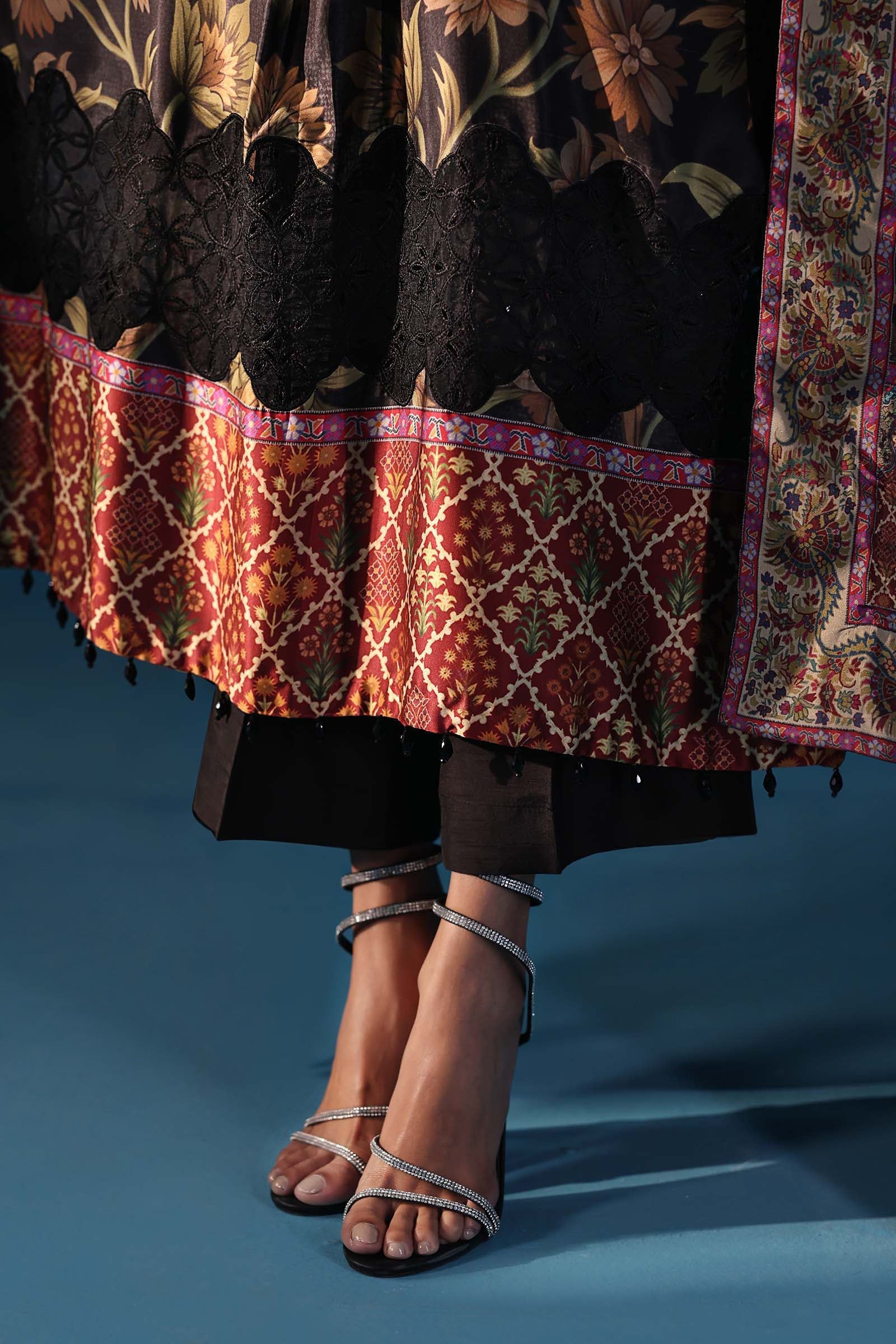 Maria B | Pre fall Dresses |  MPS-W25-07 B - by Libasekhas UK - Registered Vendor of : Maria B - 100% Original Designer Dress