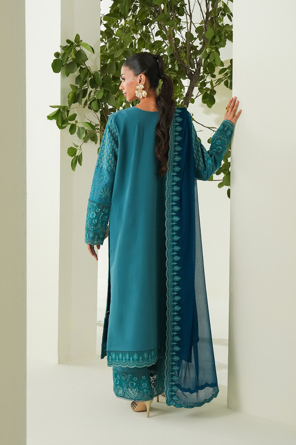 Maryum N Maria | Soiree Lawn | Freesia - by - Libasekhas UK - Registered Vendor of : Maryam N Maria - 100% Original Designer Dresss