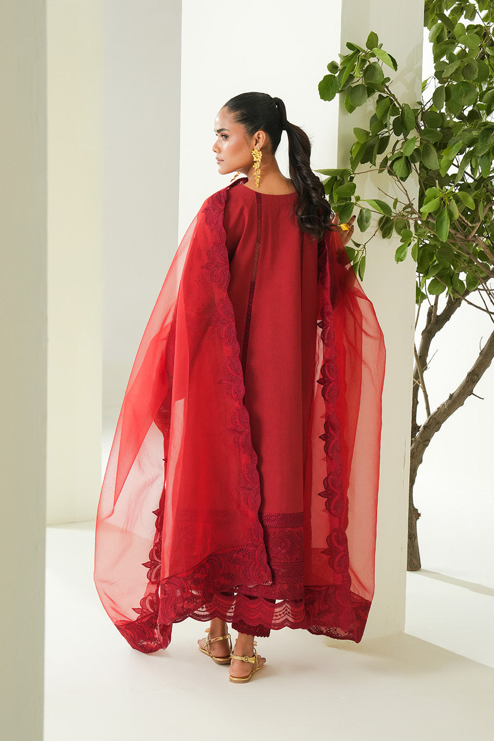 Maryum N Maria | Soiree Lawn | Zinnia - by - Libasekhas UK - Registered Vendor of : Maryum N Maria - 100% Original Designer Dresss