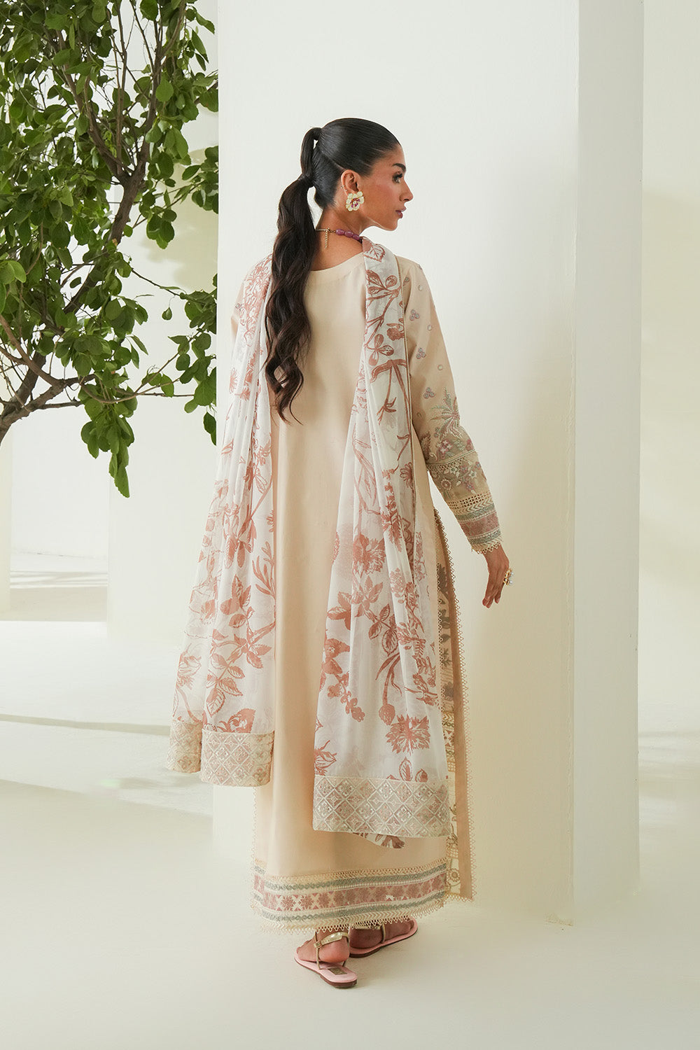 Maryum N Maria | Soiree Lawn |  Shore - by - Libasekhas UK - Registered Vendor of : Maryum N Maria - 100% Original Designer Dresss