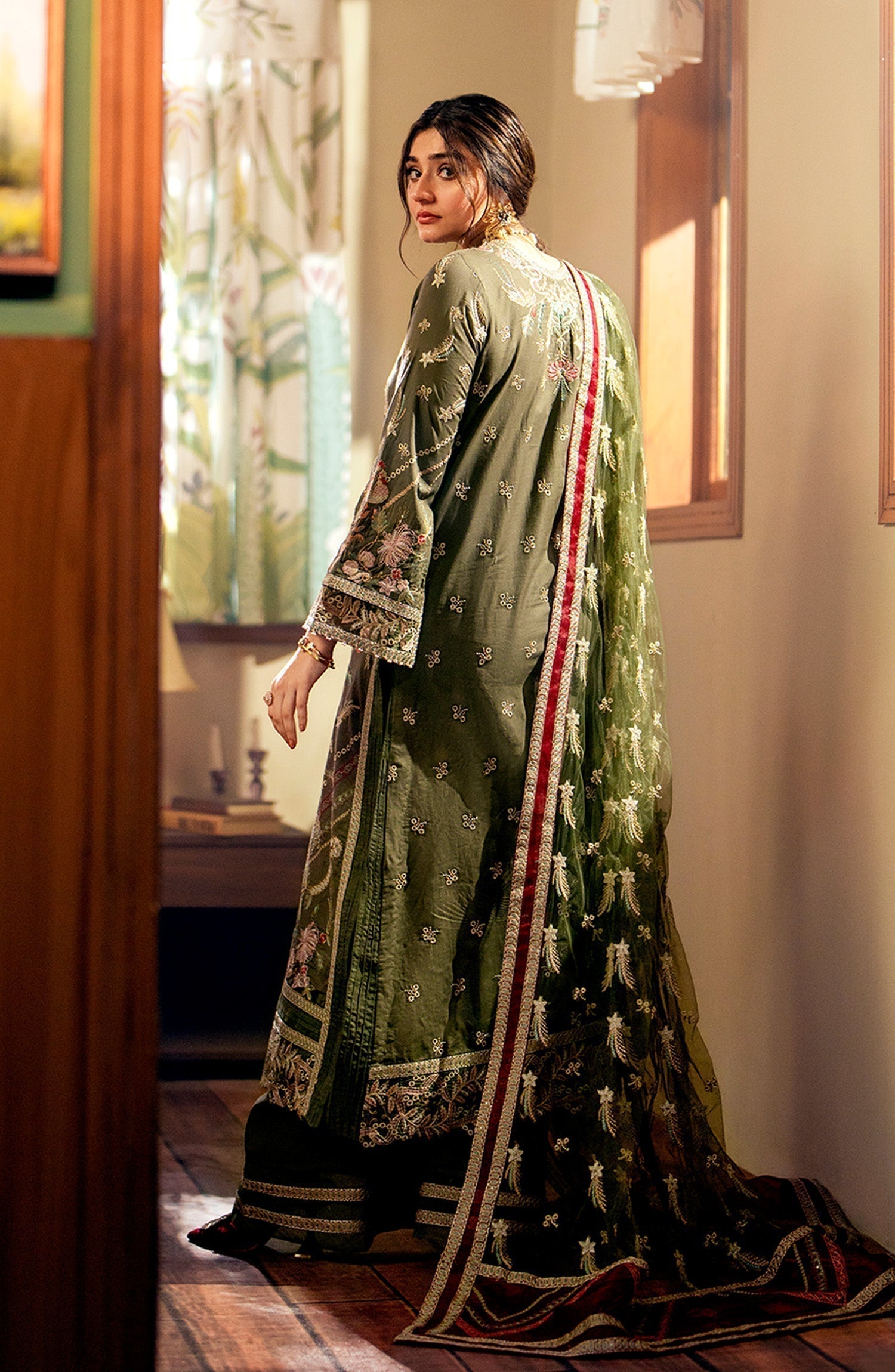 Maryum N Maria | Luxury Lawn 24 | Amira - by - Libasekhas UK - Registered Vendor of : Maryum N Maria - 100% Original Designer Dresss