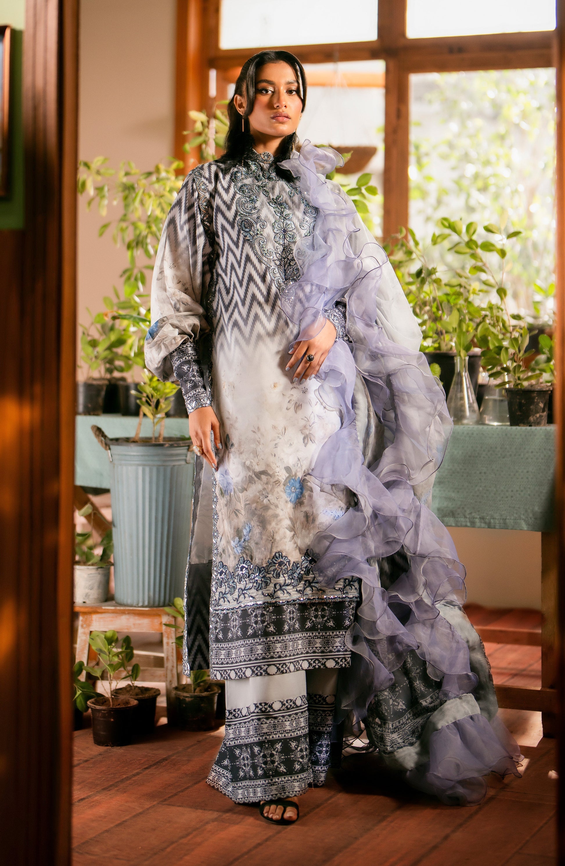 Maryum N Maria | Luxury Lawn 24 | Sara - by - Libasekhas UK - Registered Vendor of : Maryum N Maria - 100% Original Designer Dresss