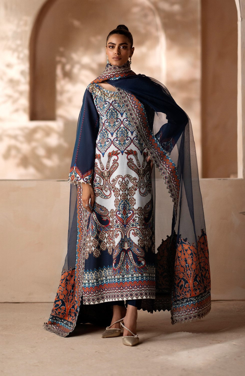 Maryum N Maria | Zeil Winter | CHARVI - MS40098 - by - Libasekhas UK - Registered Vendor of : Maryam N Maria - 100% Original Designer Dresss