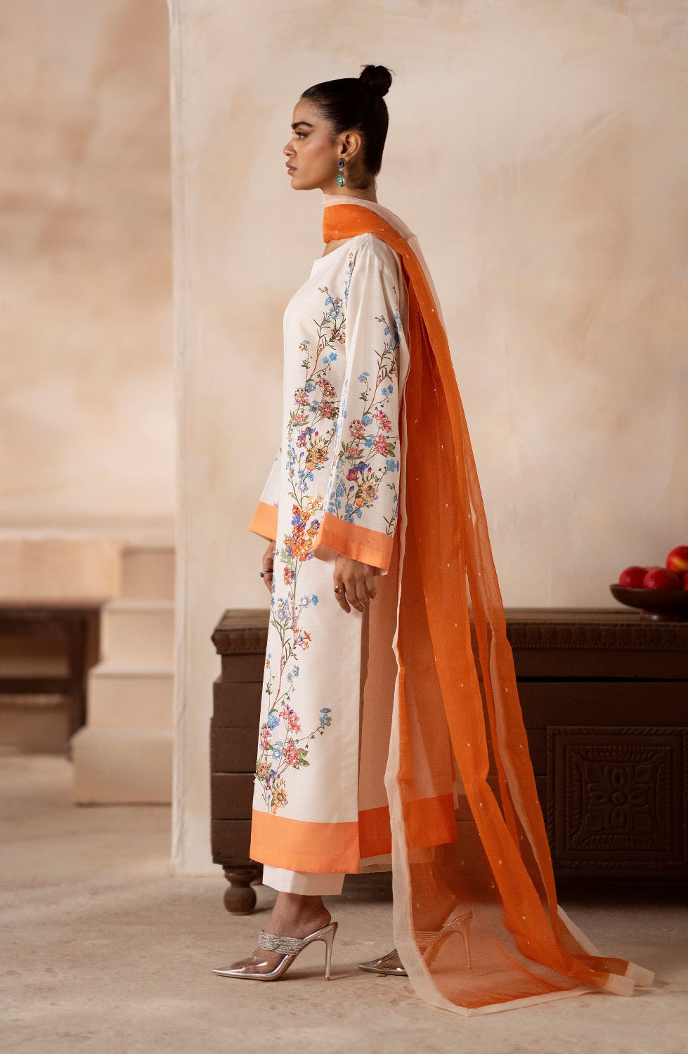 Maryum N Maria | Zeil Winter | SHREYA - MS40105 - by - Libasekhas UK - Registered Vendor of : Maryam N Maria - 100% Original Designer Dresss